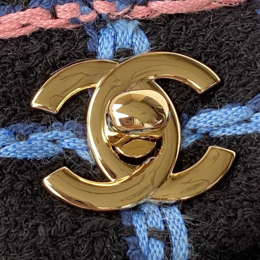 [TOP] CHANEL Classic Flap Bag Tweed Medium 25.5cm - Multicolour & GHW