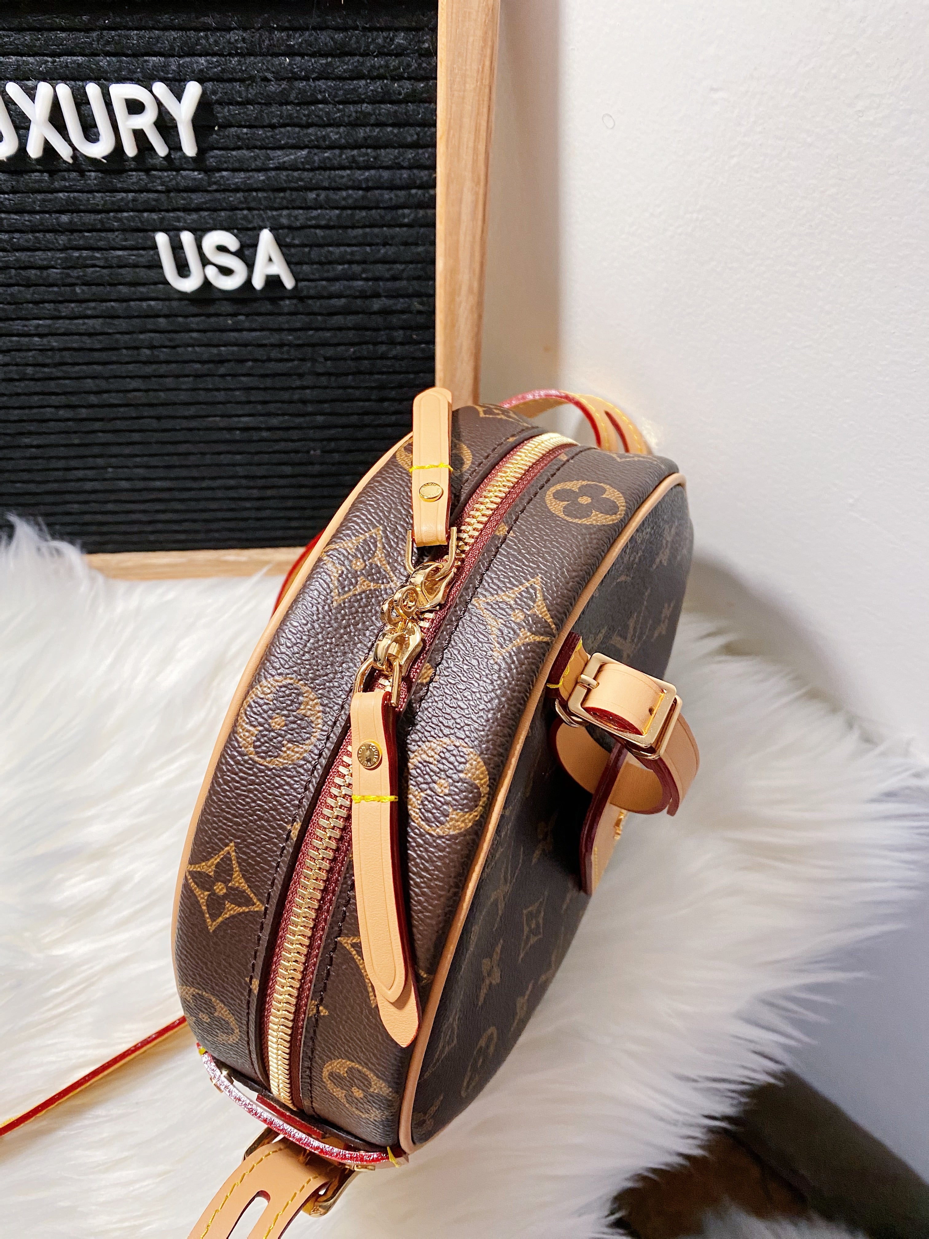 [TOP] Louis Vuitton LV  Boite Chapeau Souple MM 20.0 x 22.5 x 8.0 cm-Brown