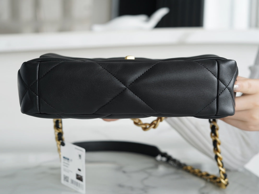 [TOP] CHANEL 19 Bag Small 26cm - Black & Gold Buckle