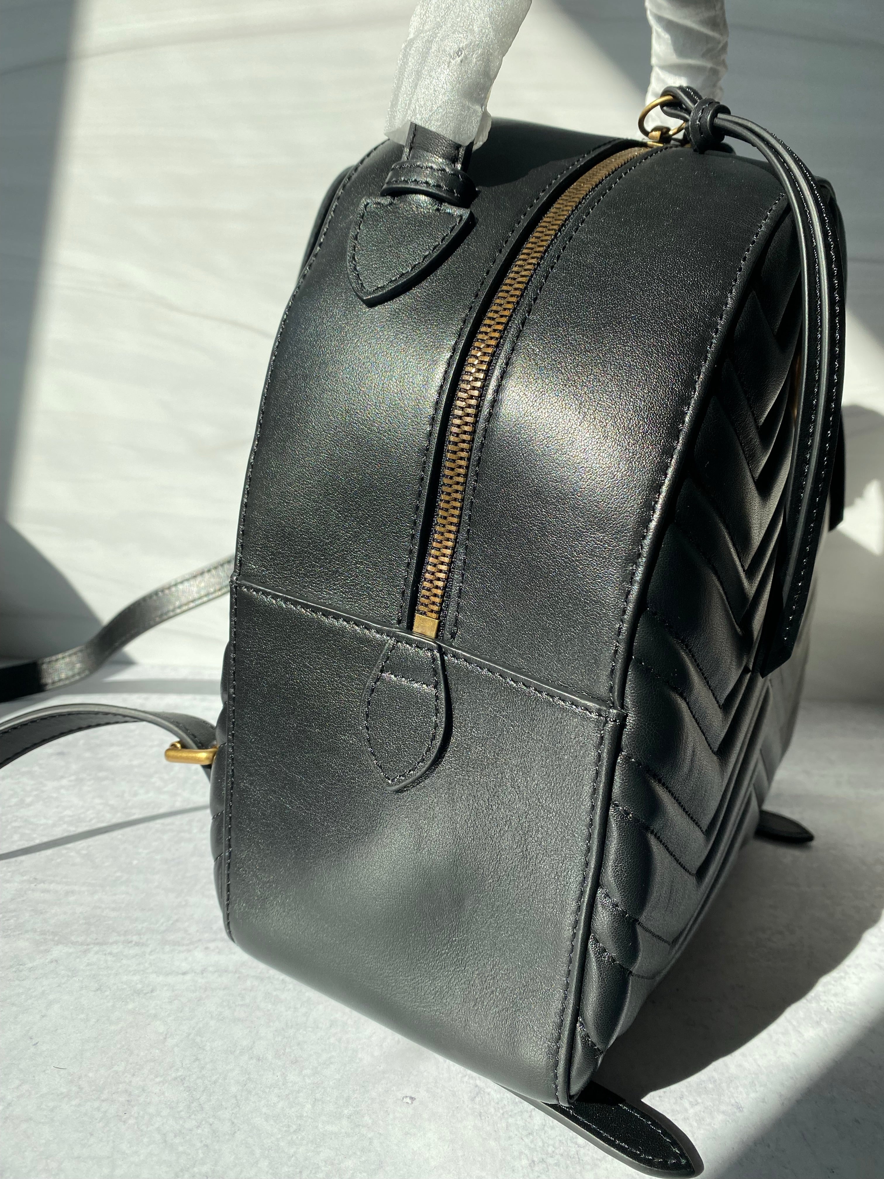 [TOP] GUCCI GG Marmont Backpack Quilted Leather 22.5x26x11cm- Black