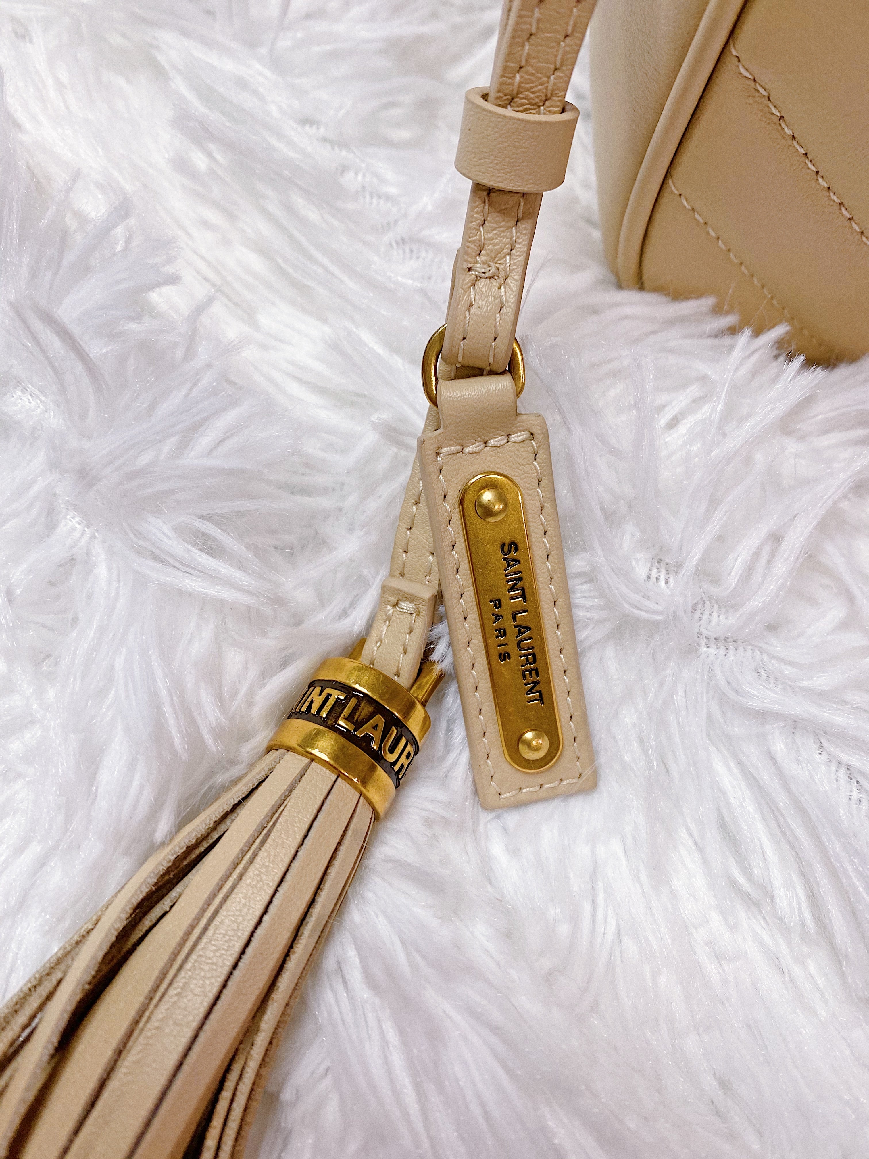 [TOP] Yves Saint Laurent YSL YSL LouLou Camera Bag - BEIGE