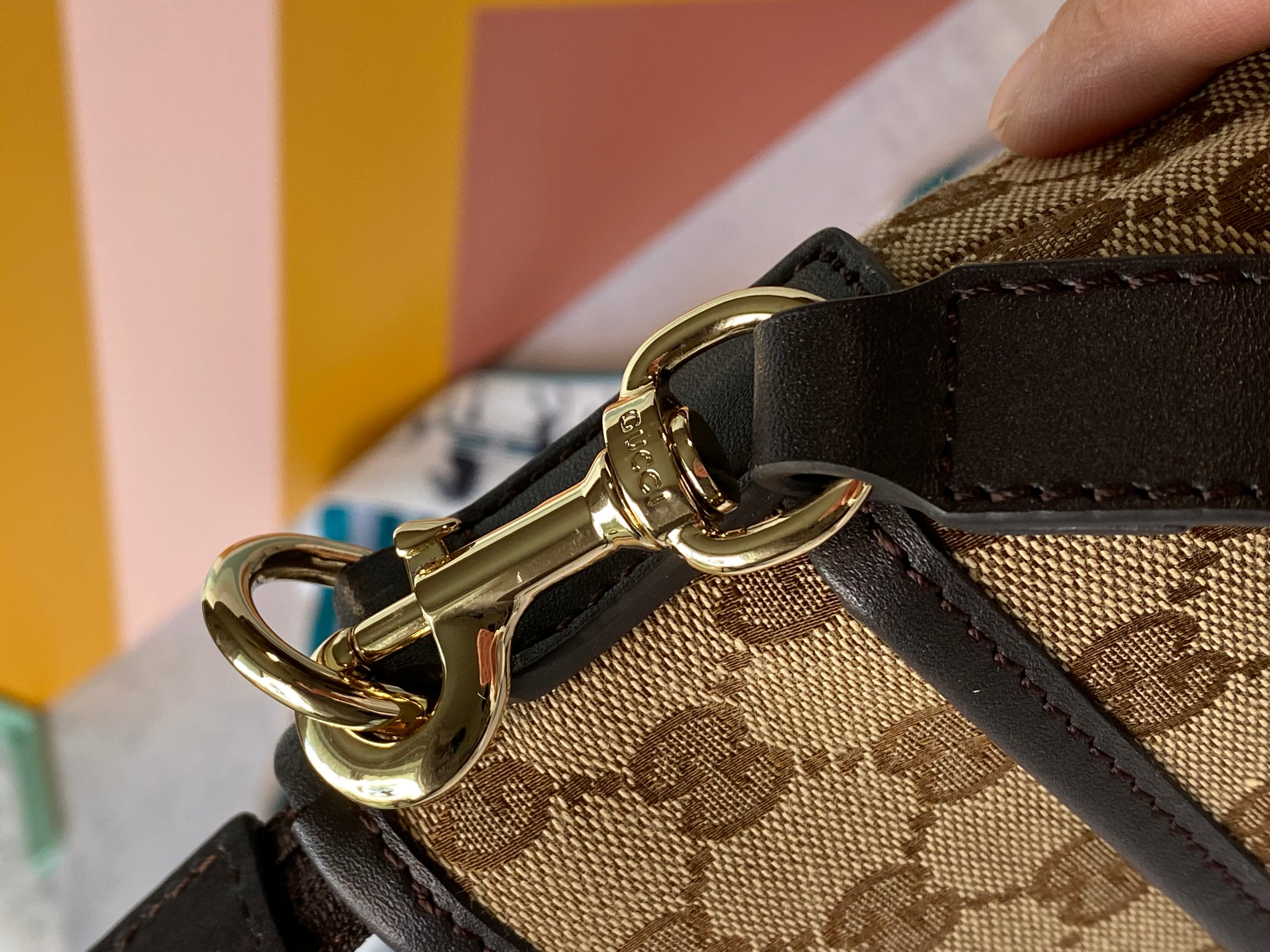 [TOP] GUCCI Canvas Web Messenger Bag