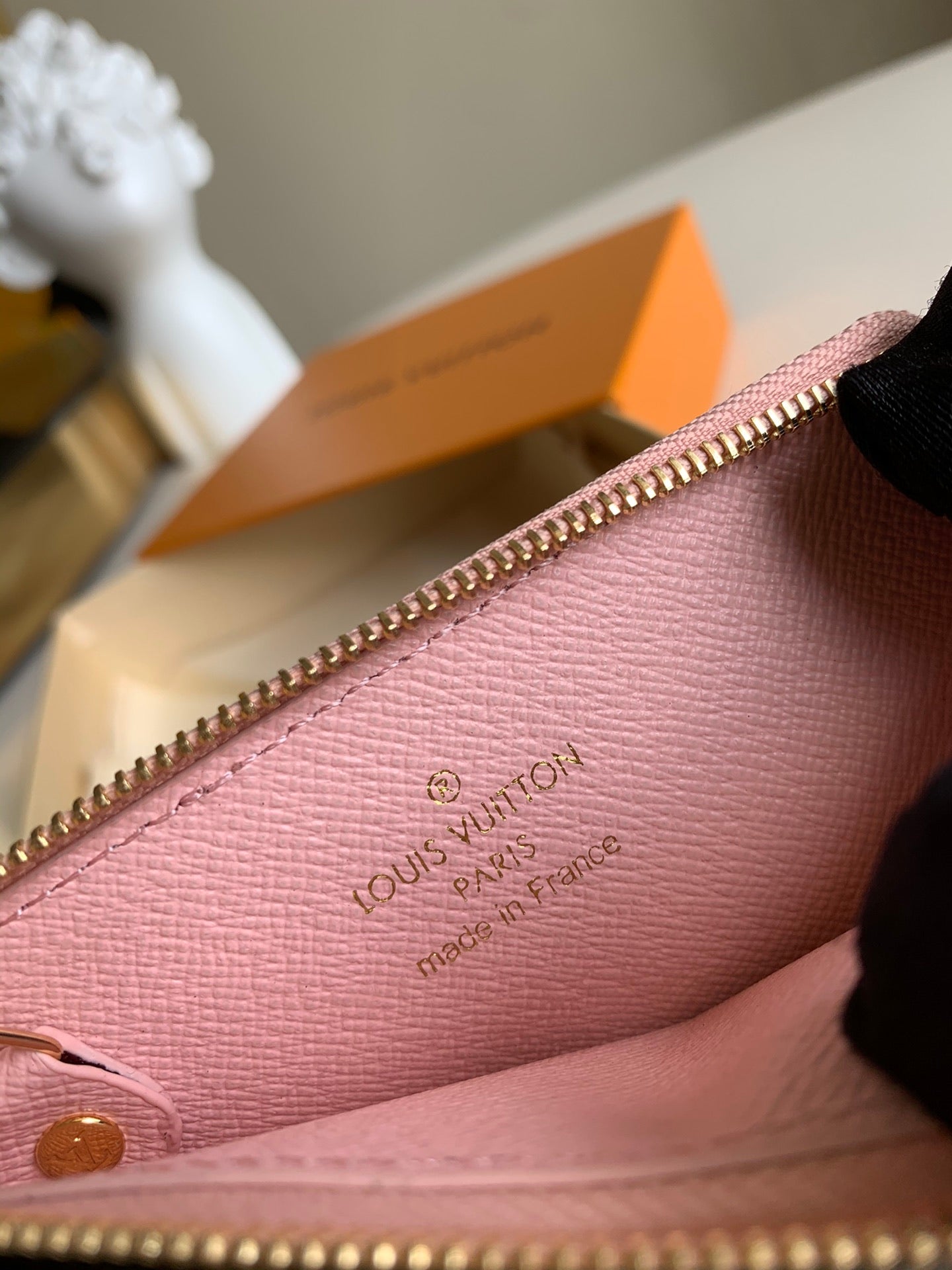 [TOP] Louis Vuitton LV LV Compact Key Wallet - Monogram