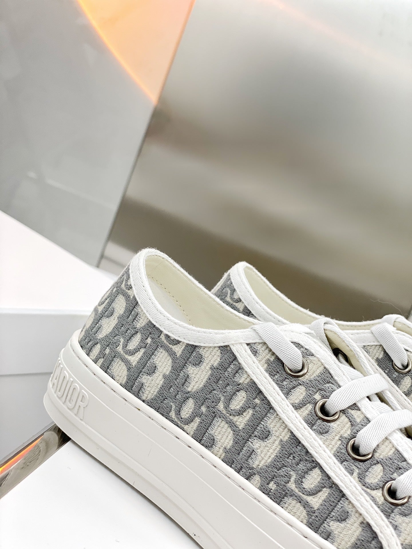 [TOP] Christian Dior Canvas Oblique Walk’N’Christian Dior Low Sneakers - 11 Colors