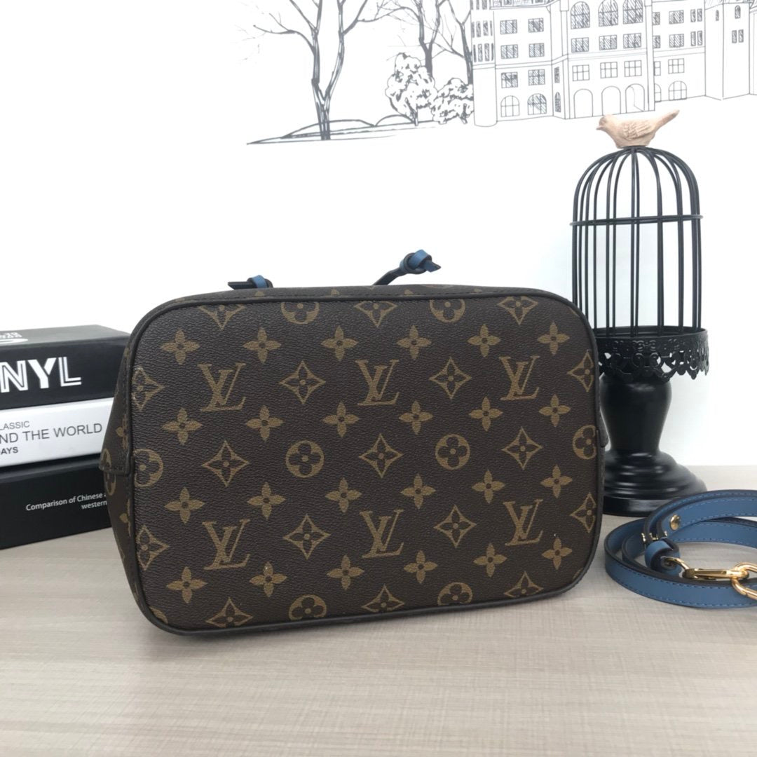 [TOP] Louis Vuitton LV  Noe Monogram Bag 34x26x19cm - BLUE