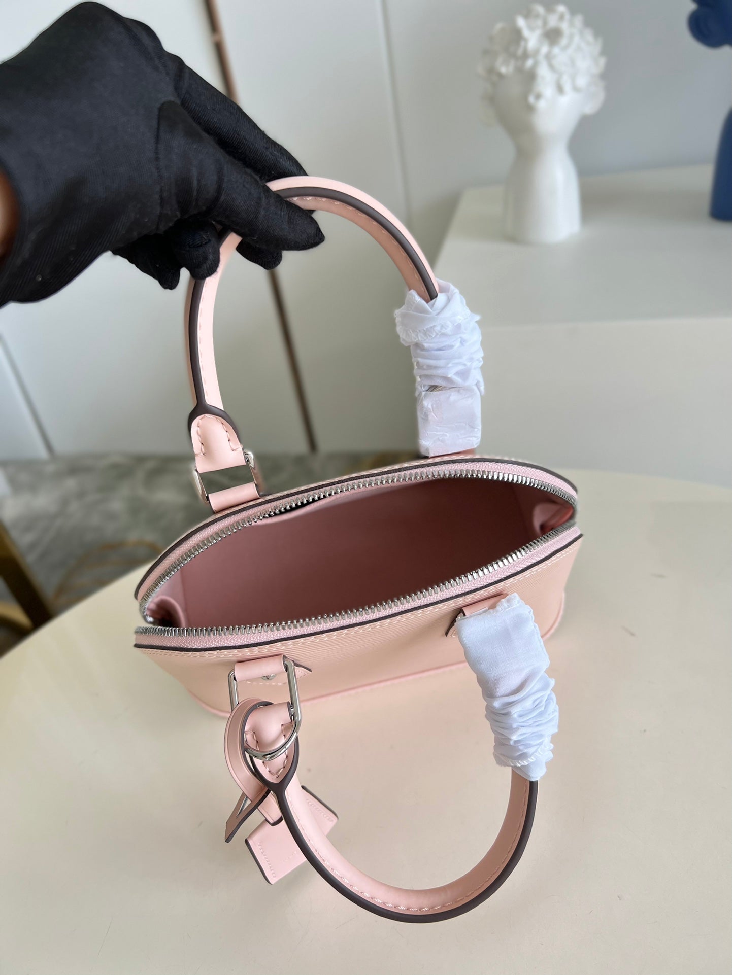 [TOP] Louis Vuitton LV  Alma BB Epi Leather 23.5X17.5X11.5cm - Pink &SHW