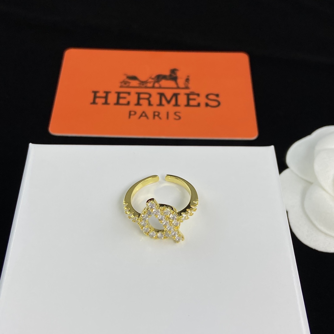 [TOP] HERMES Necklace Earrings Bracelet Ring Set - Gold