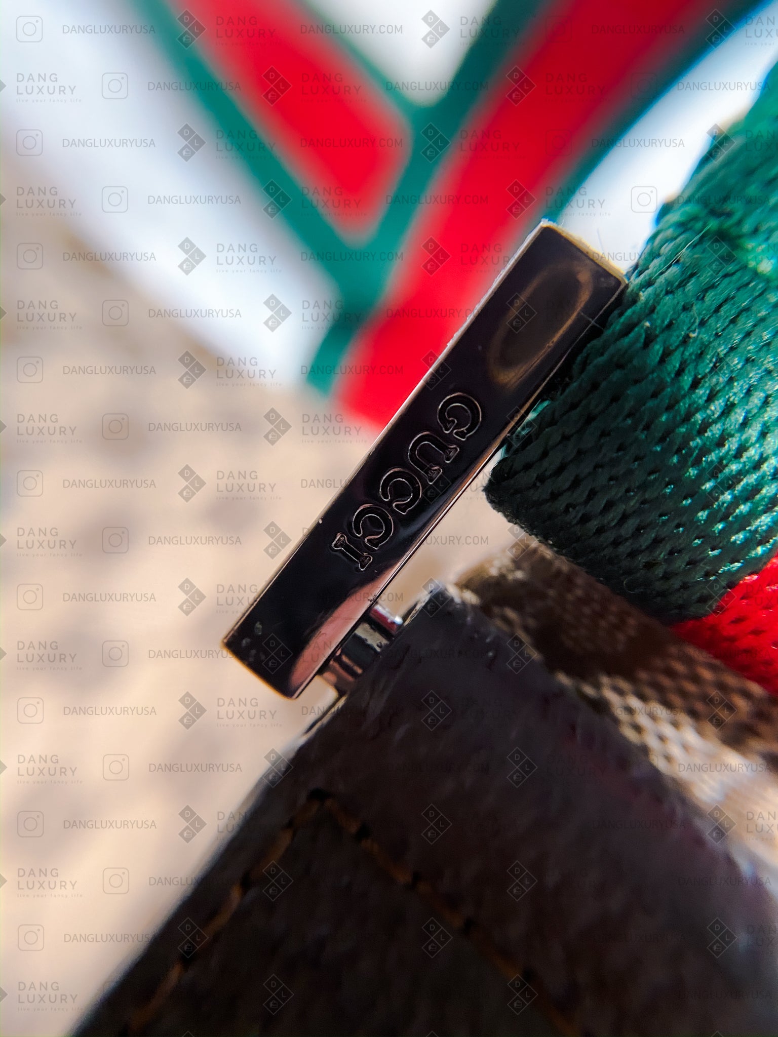 [TOP] GUCCI Supreme Messenger Shoulder Bag