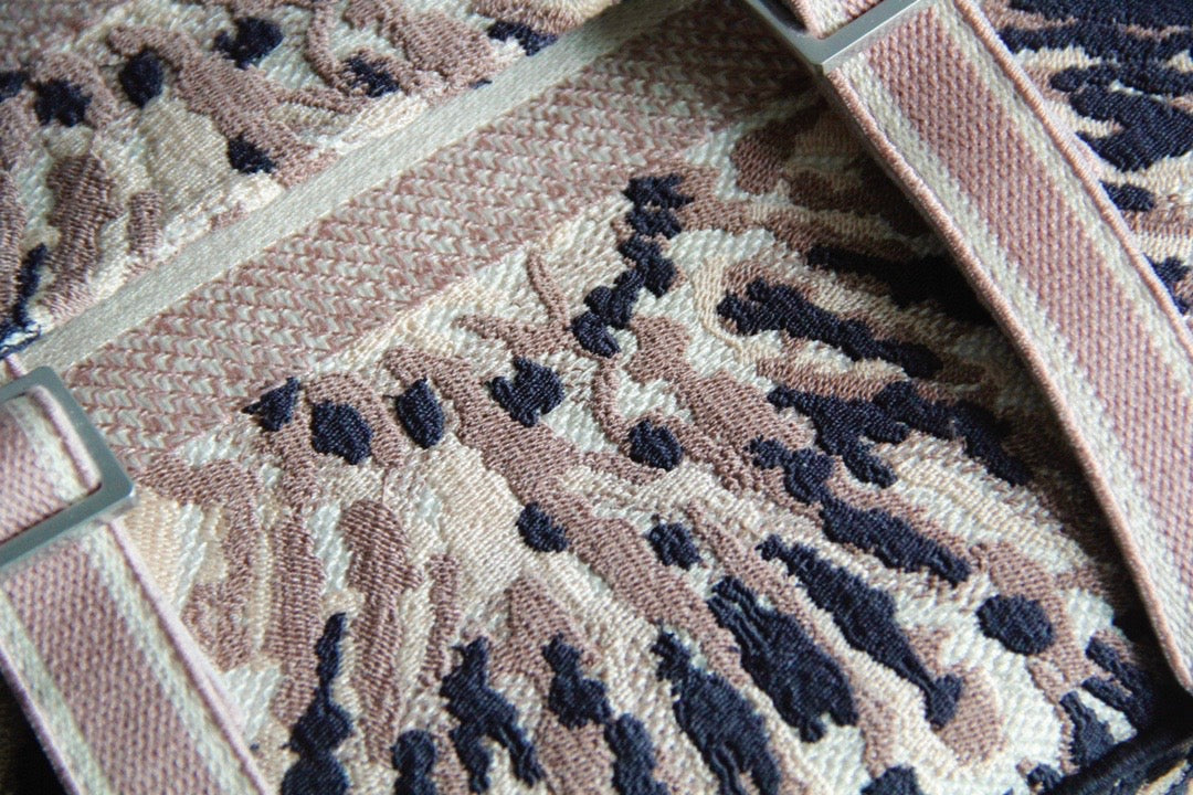 [TOP] Christian Dior Camp Embroidery Bag - Pink Tie Dye