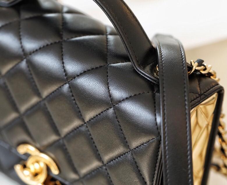 [TOP] CHANEL Box  Flap Bag with Metal Sides Mini - Black & GHW