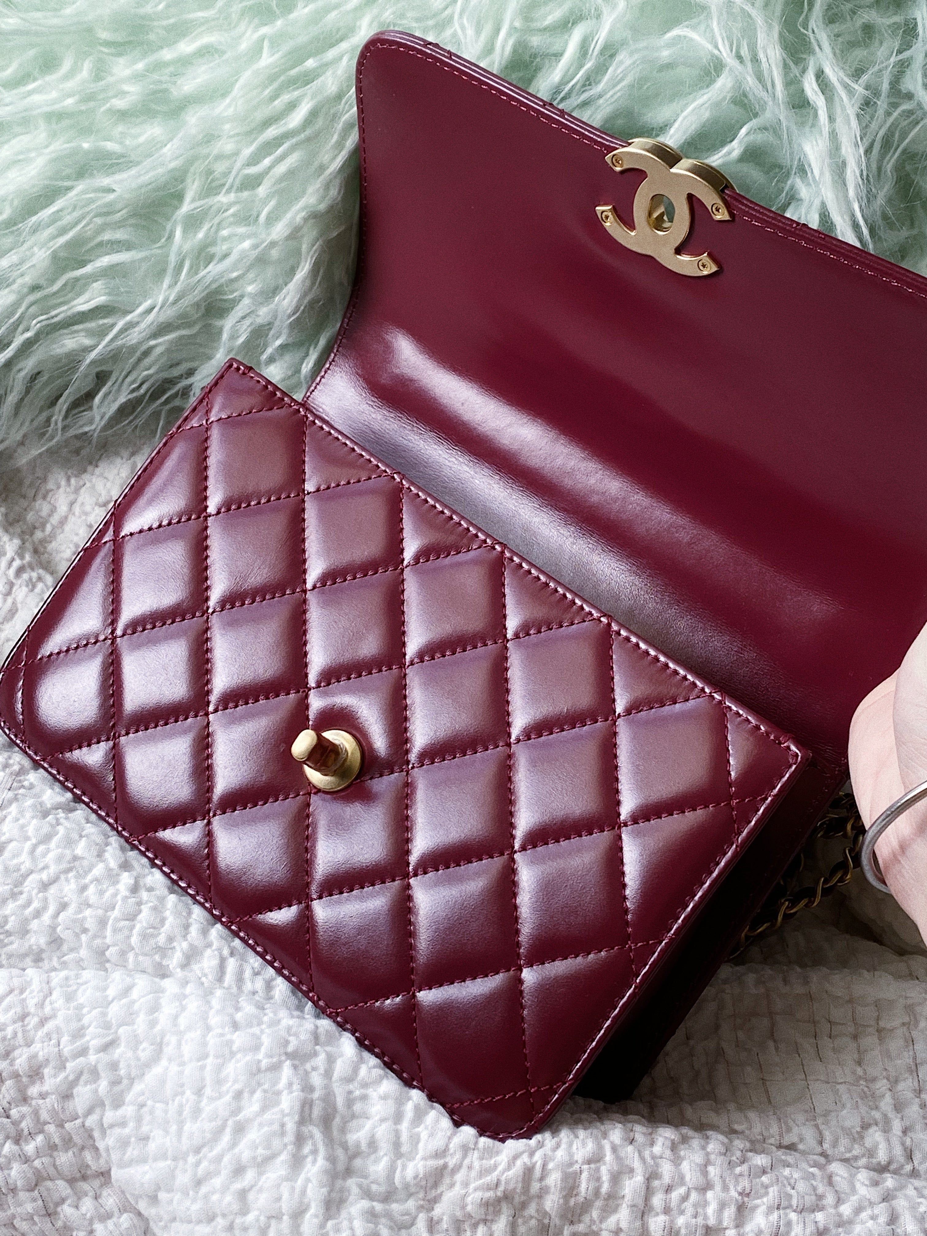 [TOP] CHANEL Perfect Fit Bag Calfskin - Burgundy