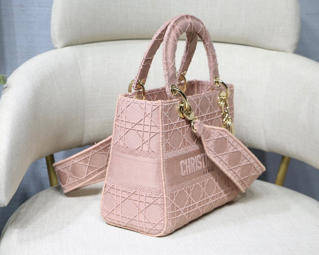 [TOP] Christian Dior Lady D-LITE Bag Cannage Embroidery - PINK