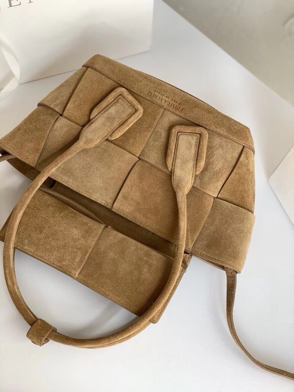 [TOP] Bottega Veneta BV Mini Arco 29 Sude Bag - Brown