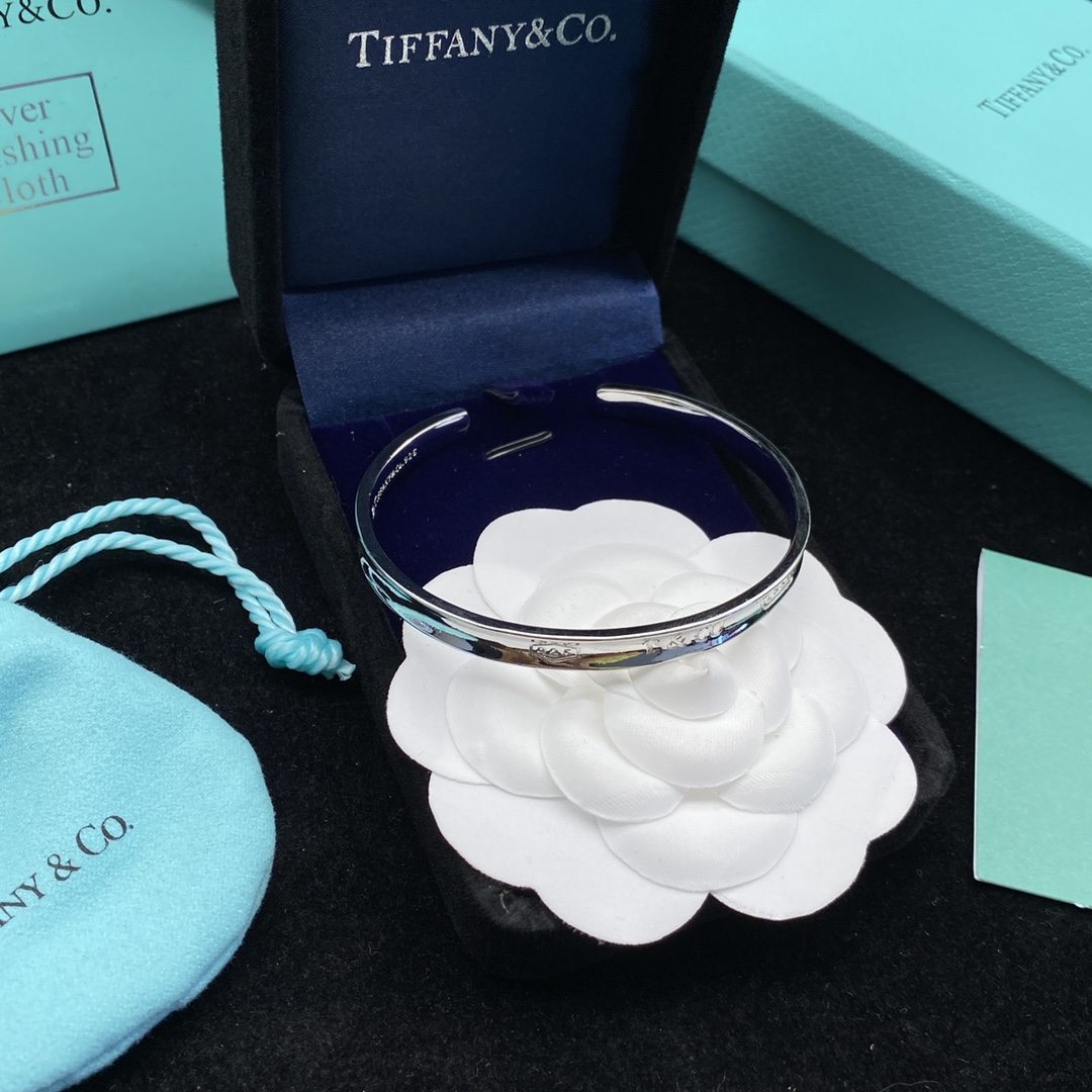 [TOP] Tiffany & Co. 1837™ Cuff in Silver Bracelet