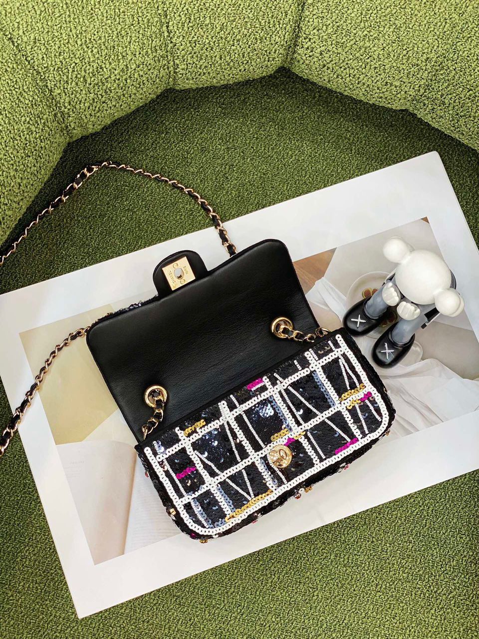 [TOP] CHANEL Classic Flap Bag Sequins Mini 20cm - Black