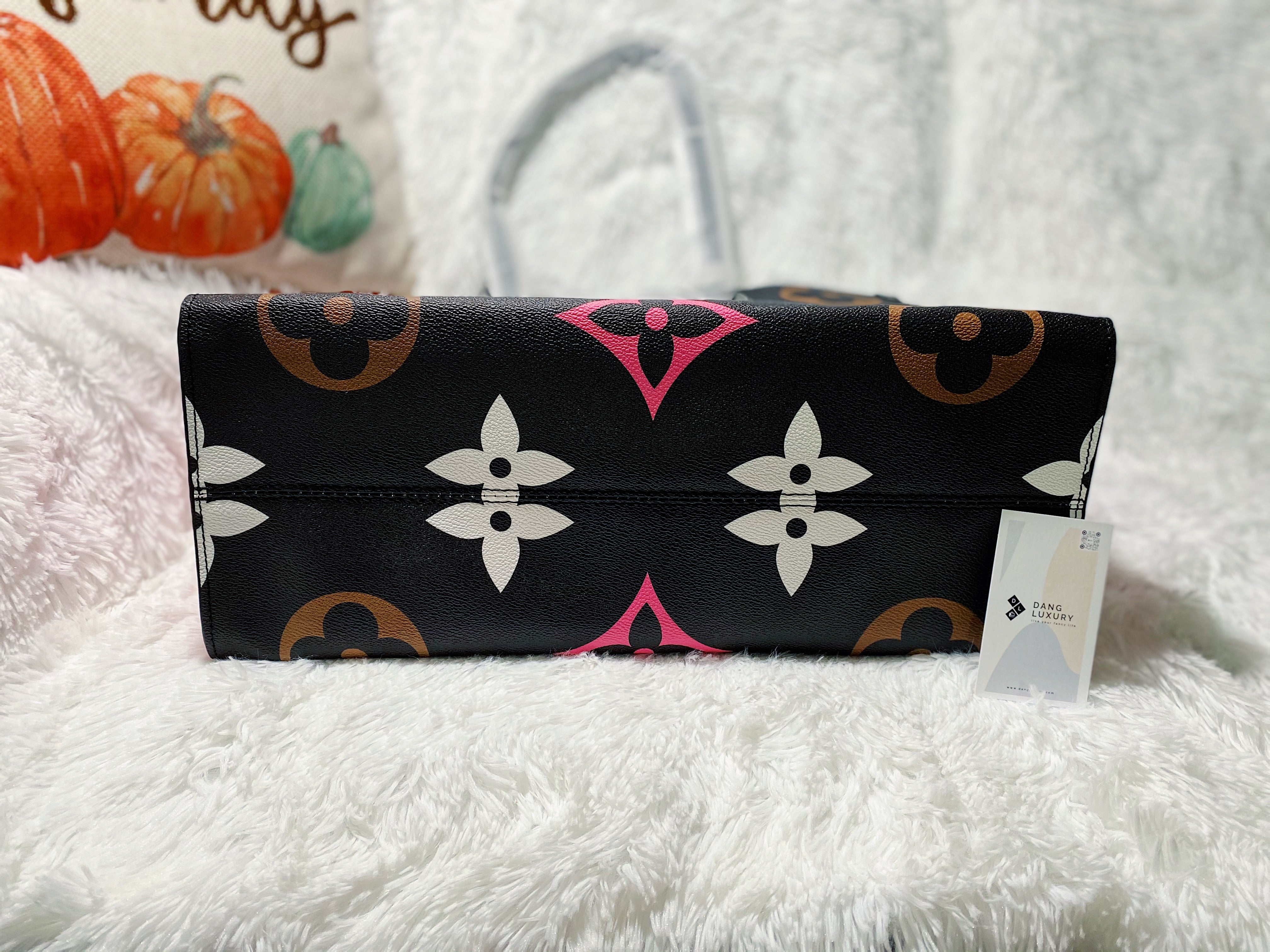 [TOP] Louis Vuitton LV On The Go Giant Monogram 41x34x19cm- PINK AND BLACK