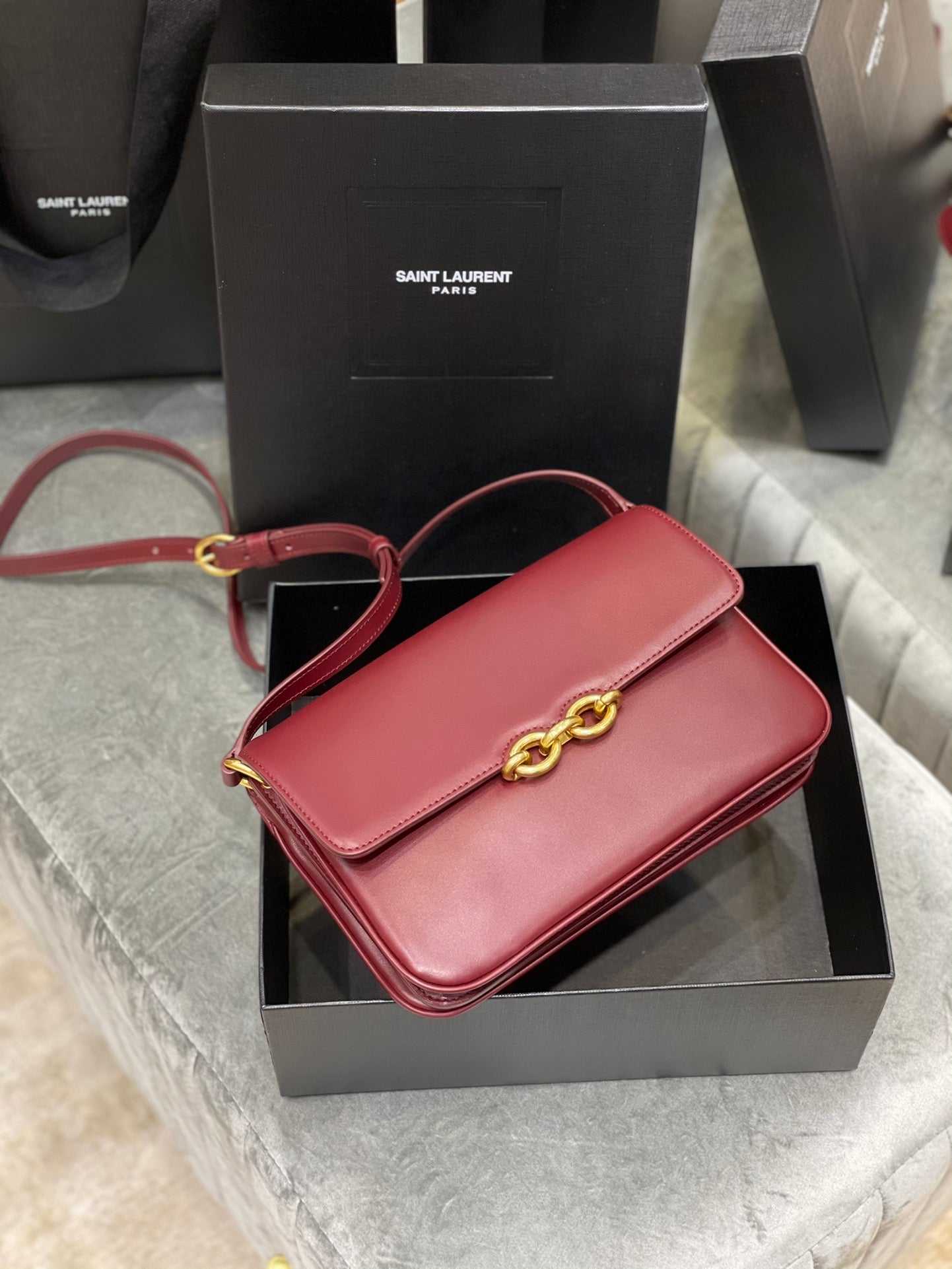 [TOP] Yves Saint Laurent YSL Maillon Satchel Bag - Burgundy