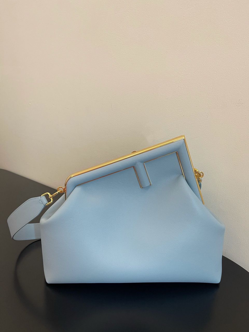 [TOP] FENDI FENDI First Medium Bag - Blue