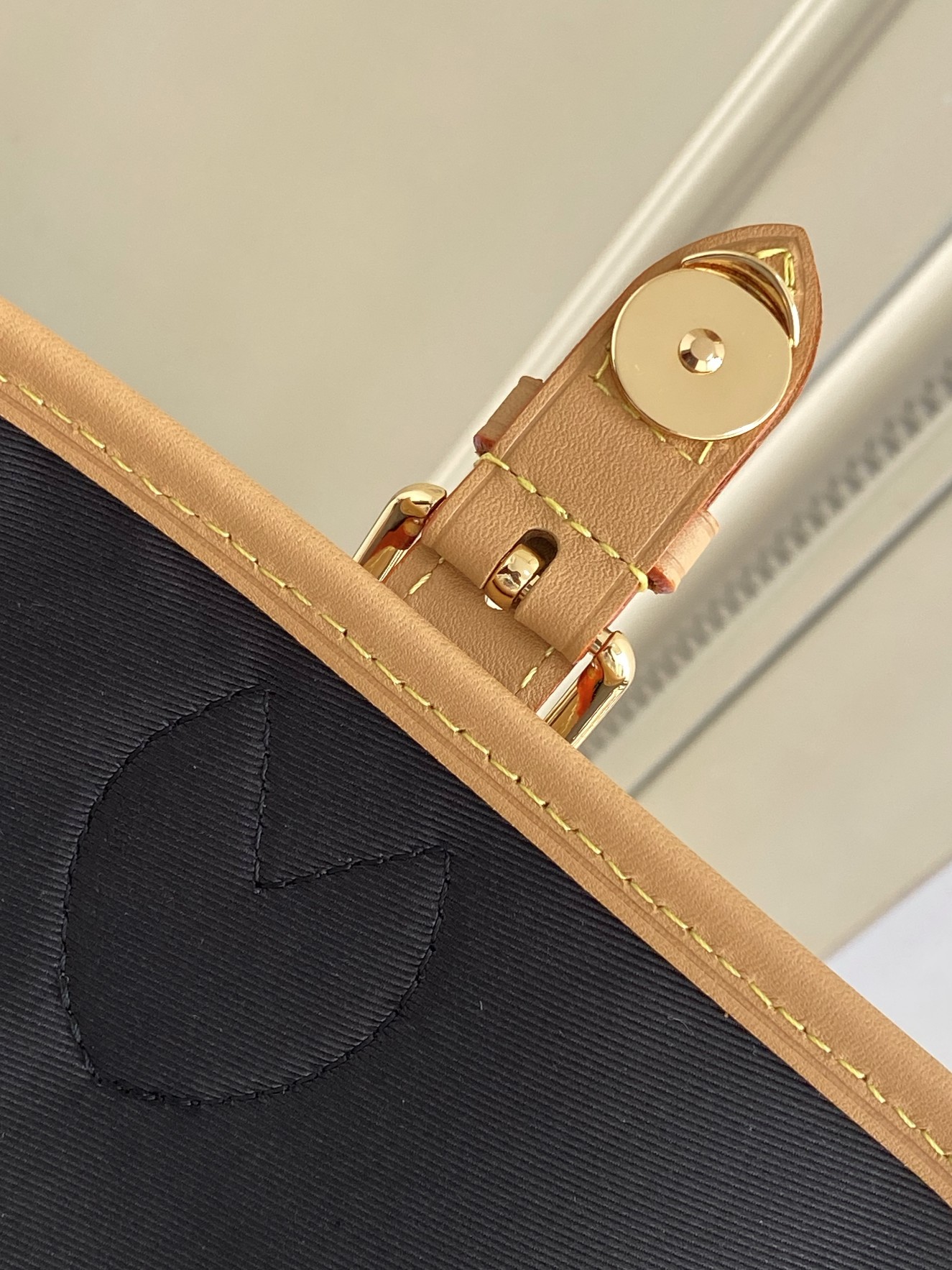 [TOP] Louis Vuitton LV Monogram Diane Bag 25.0 × 9.0 × 15.0CM-Brown