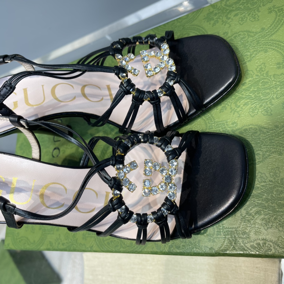 [TOP] GUCCI Lsa Diamond Sandals  - Black