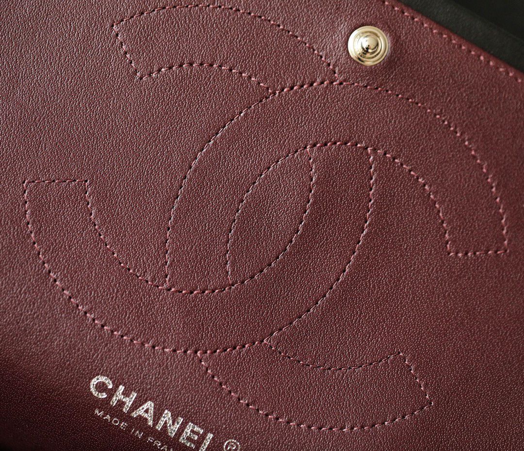 [TOP] CHANEL Classic Flap Bag Lambskin Jumbo 30CM - Black & SHW