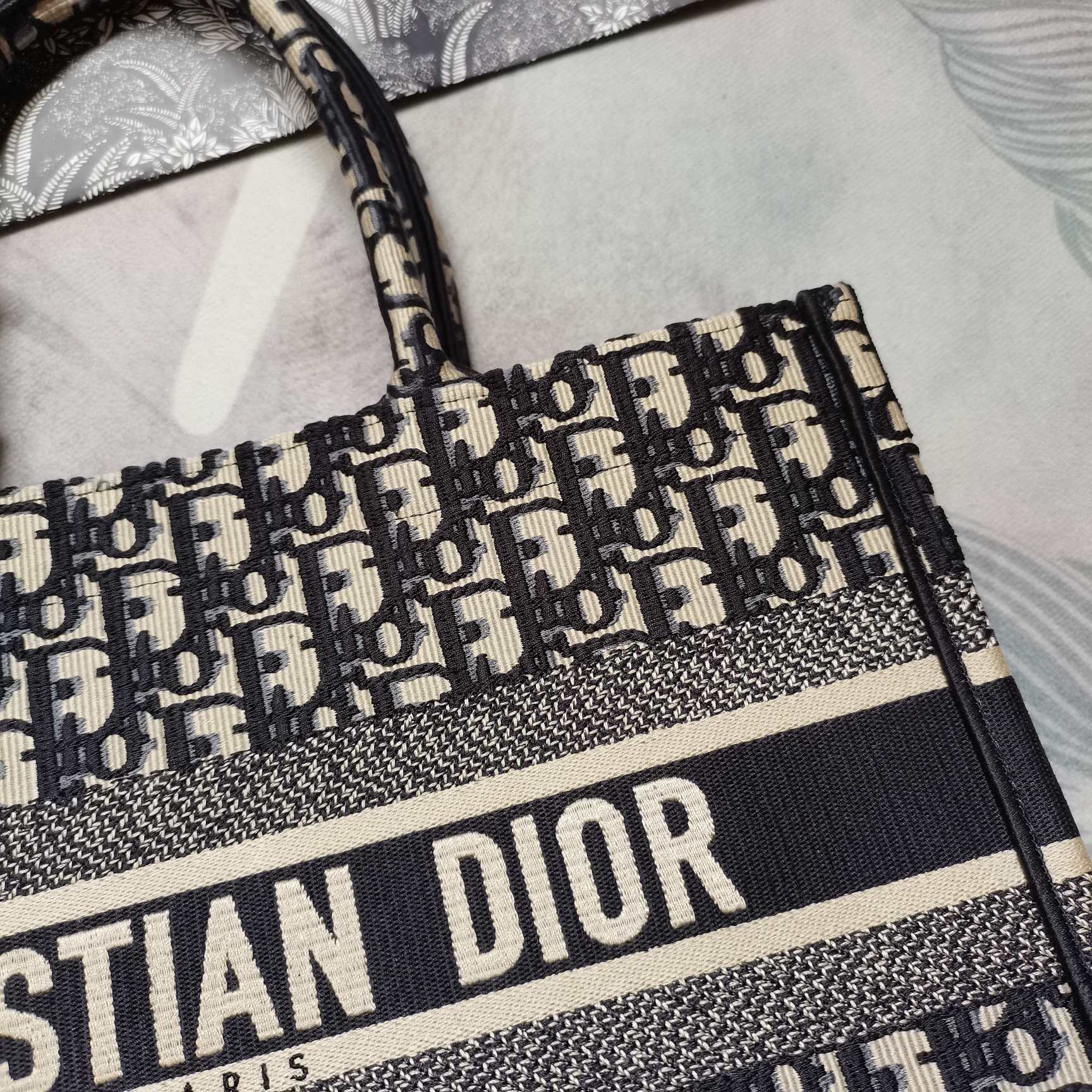 [TOP] Christian Dior Book Tote Bag Medium 36cm - Blue