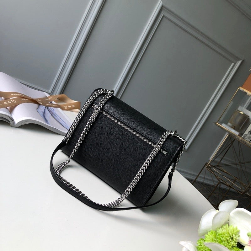 [TOP] Louis Vuitton LV Mylockme Chain Bag 22.5 x 17 x 5.5 cm- Black w SHW