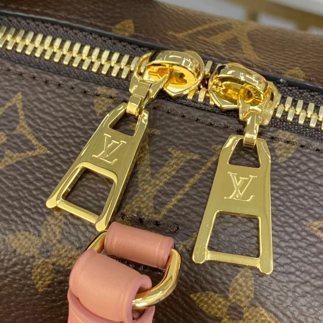 [TOP] Louis Vuitton LV L*V Petite Malle Souple Monogram Bag 20x14x7.5 CM- Peach