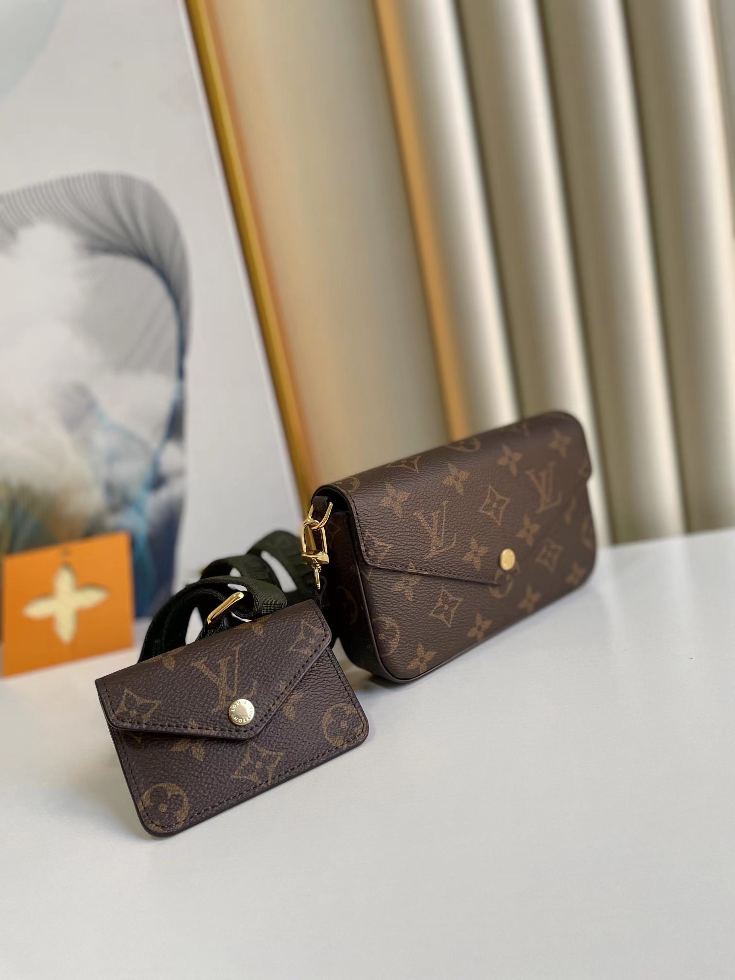 [TOP] Louis Vuitton LV Felicie Strap & Go Monogram 17×10×4cm - PINK/Green