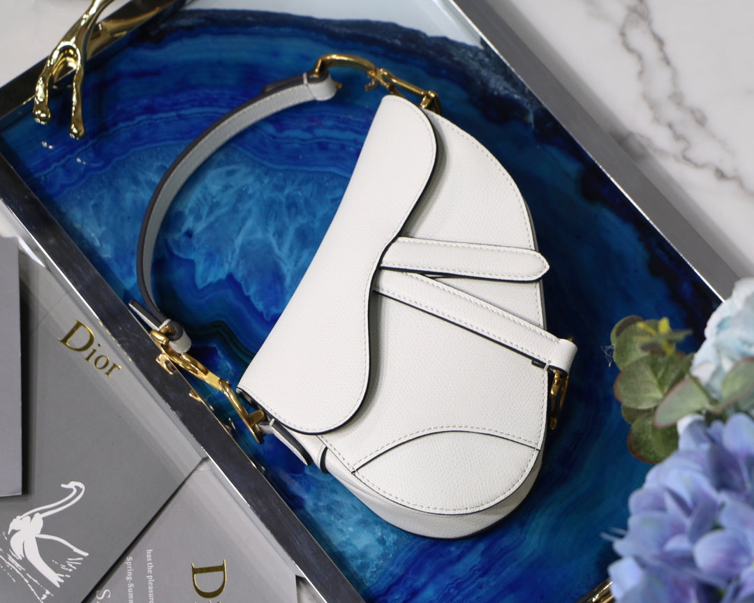 [TOP] Christian Dior Saddle Bag Grainy Calfskin Small - White