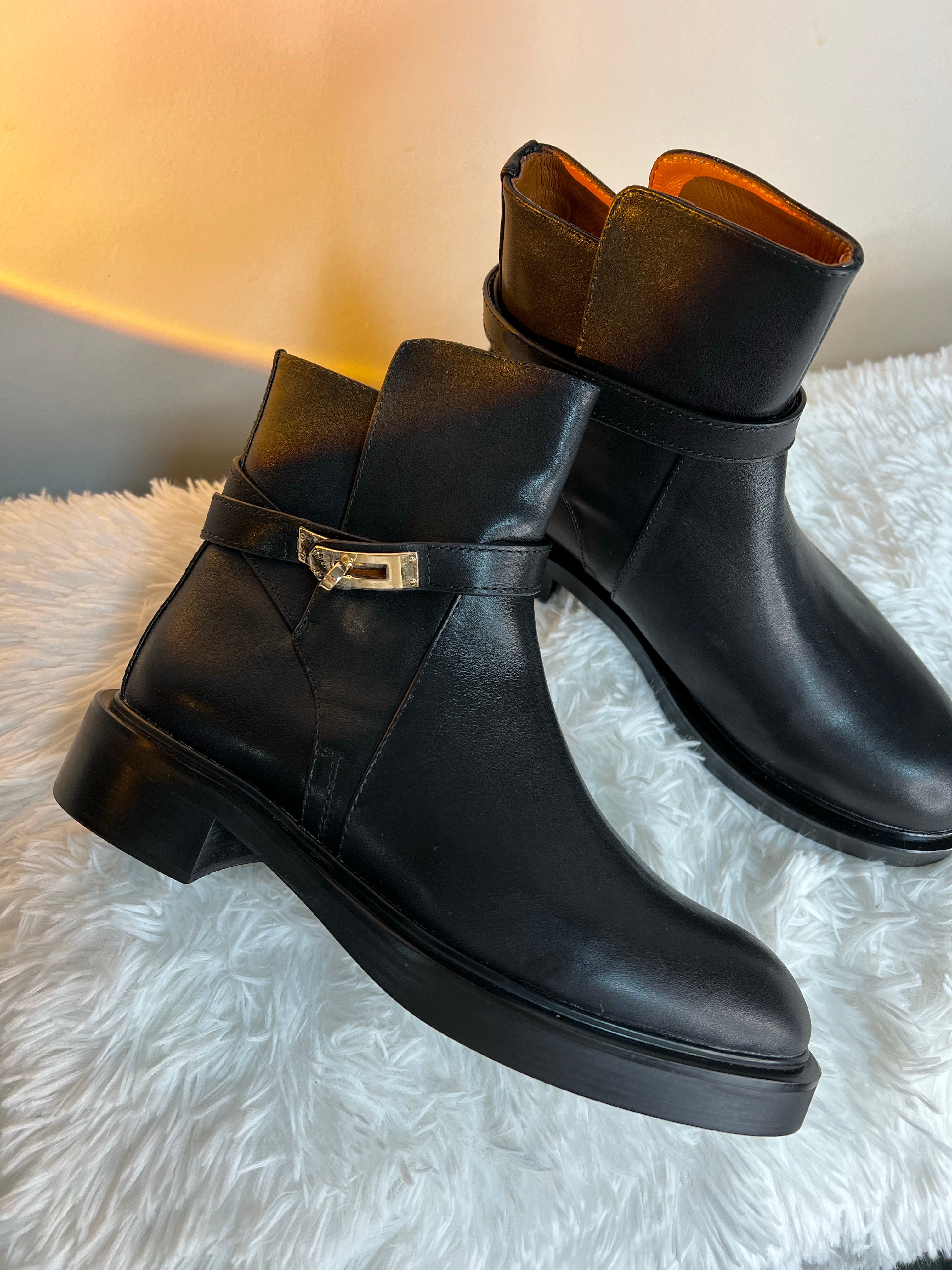 [TOP] HERMES Veo Ankle Boots - Black & GHW