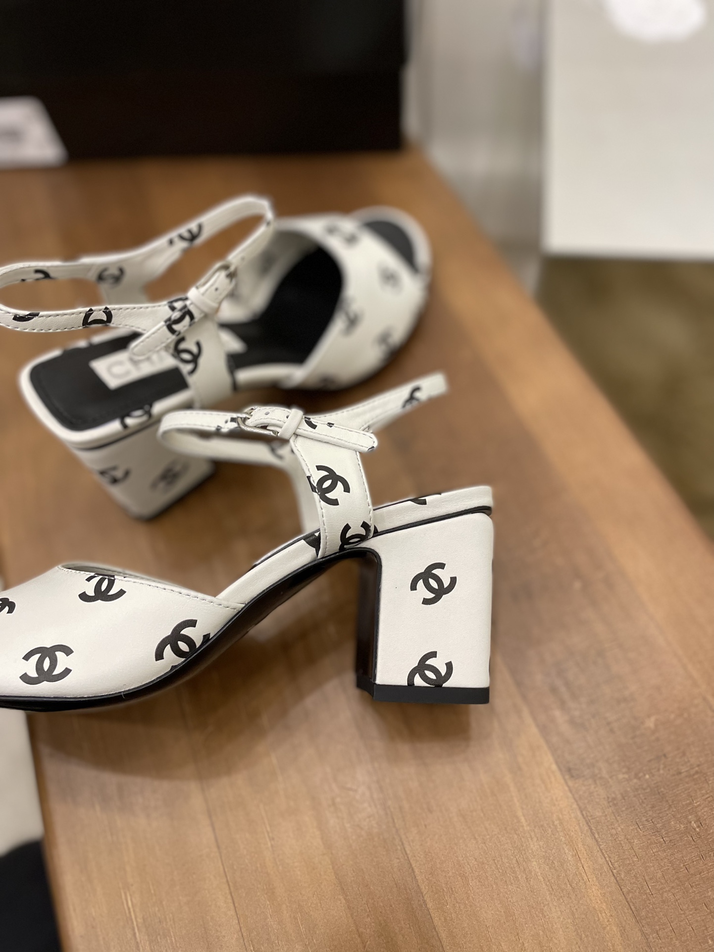 [TOP] CHANEL High Heels - 7 Color