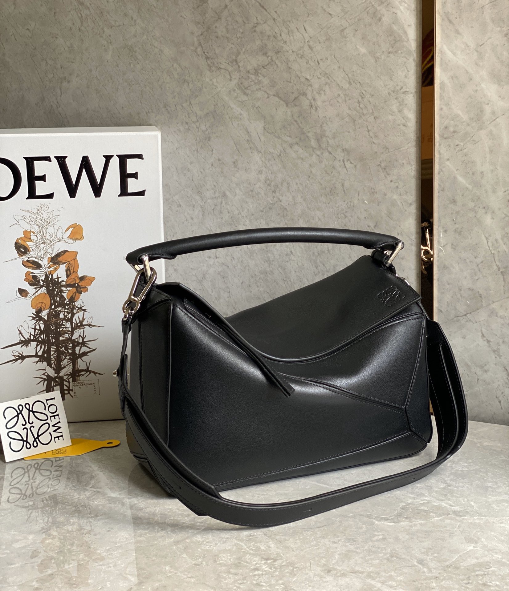 [TOP] LOEWE Puzzle Bag 24*10*14cm/30*12*19cm - Black