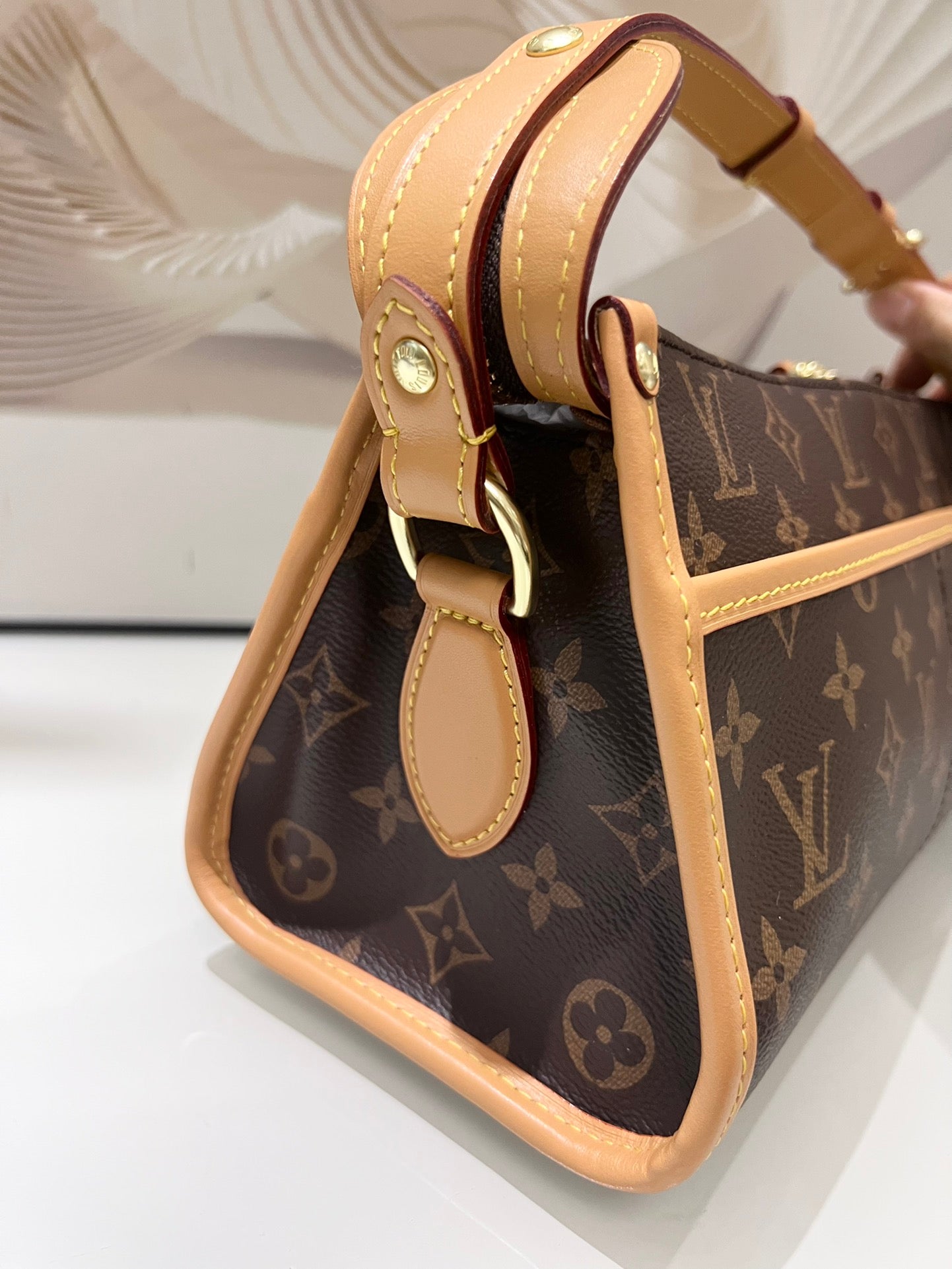 [TOP] Louis Vuitton LV L*V Monogram Popincourt Bag 30x14x12cm-Brown