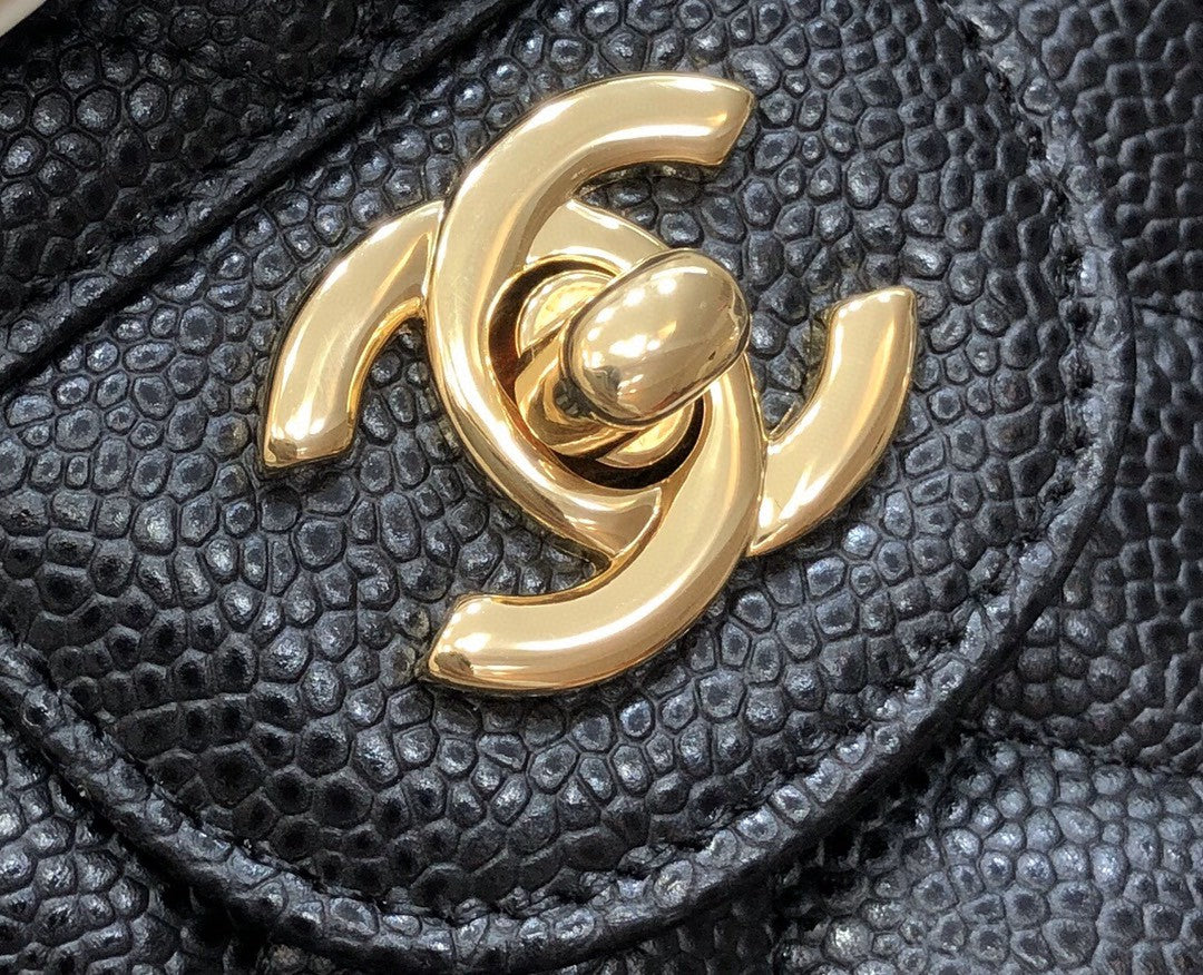 [TOP] CHANEL Classic Flap Bag Caviar Medium 25.5cm – Black & GHW