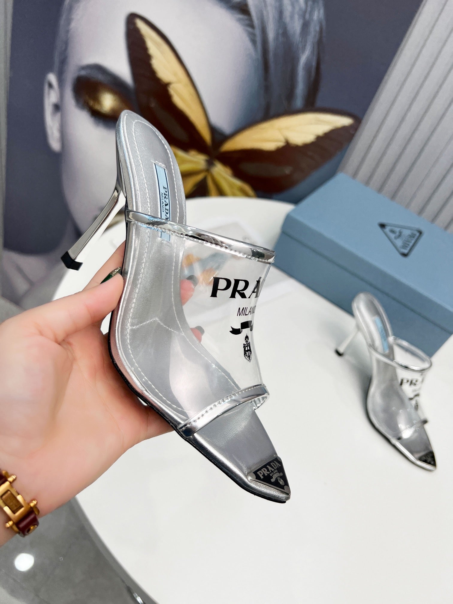 [TOP] PRADA Logo-print Plexiglas High-heel Slides - Silver