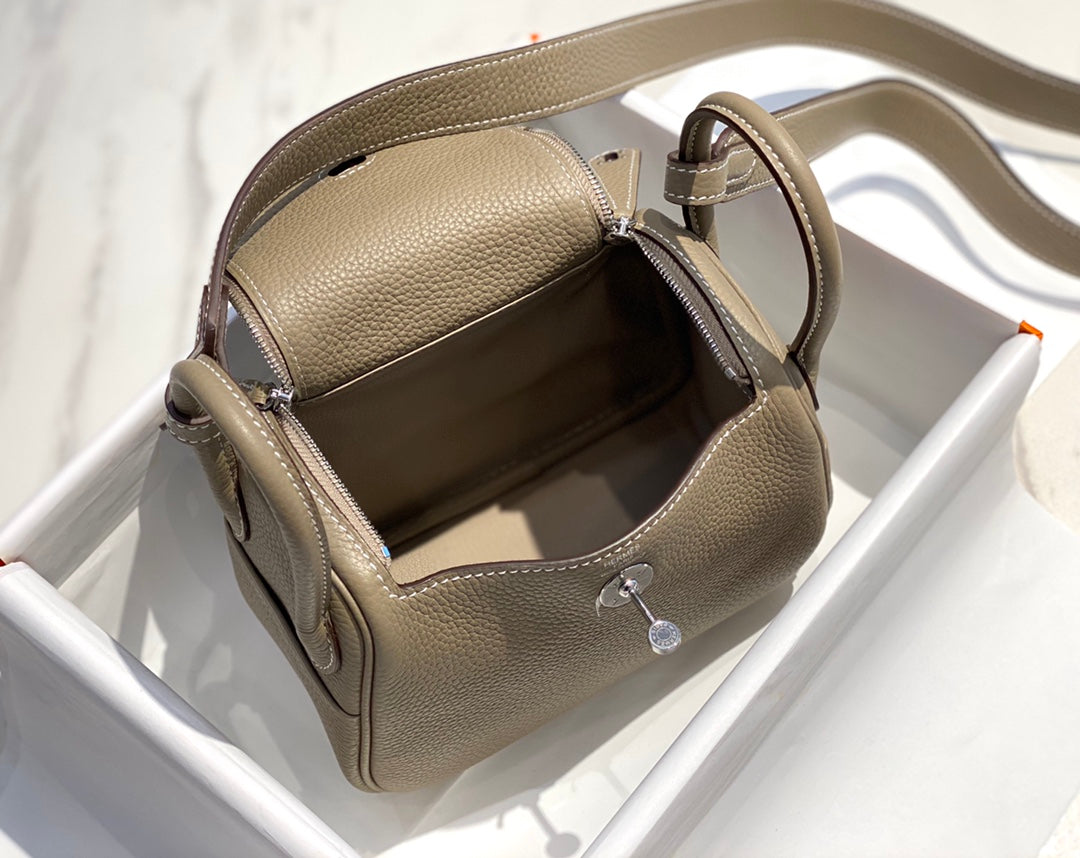 [TOP] HERMES Lindy Mini Bag 20cm  - Turtle Dove