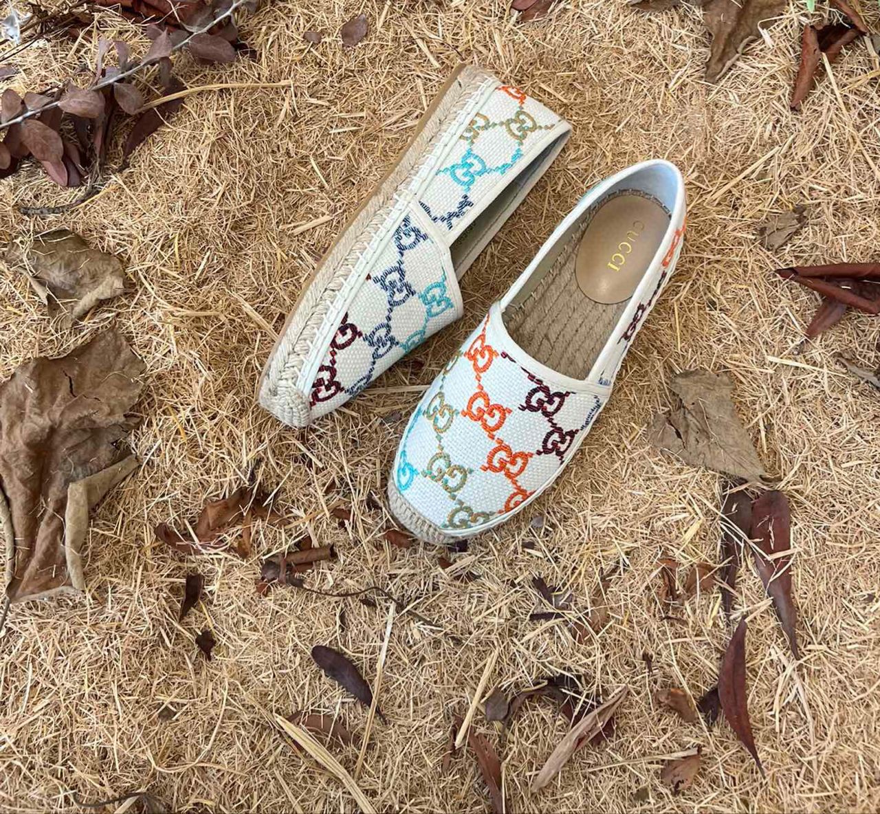 [TOP] GUCCI Flat Espadrilles - Beige/Ebony