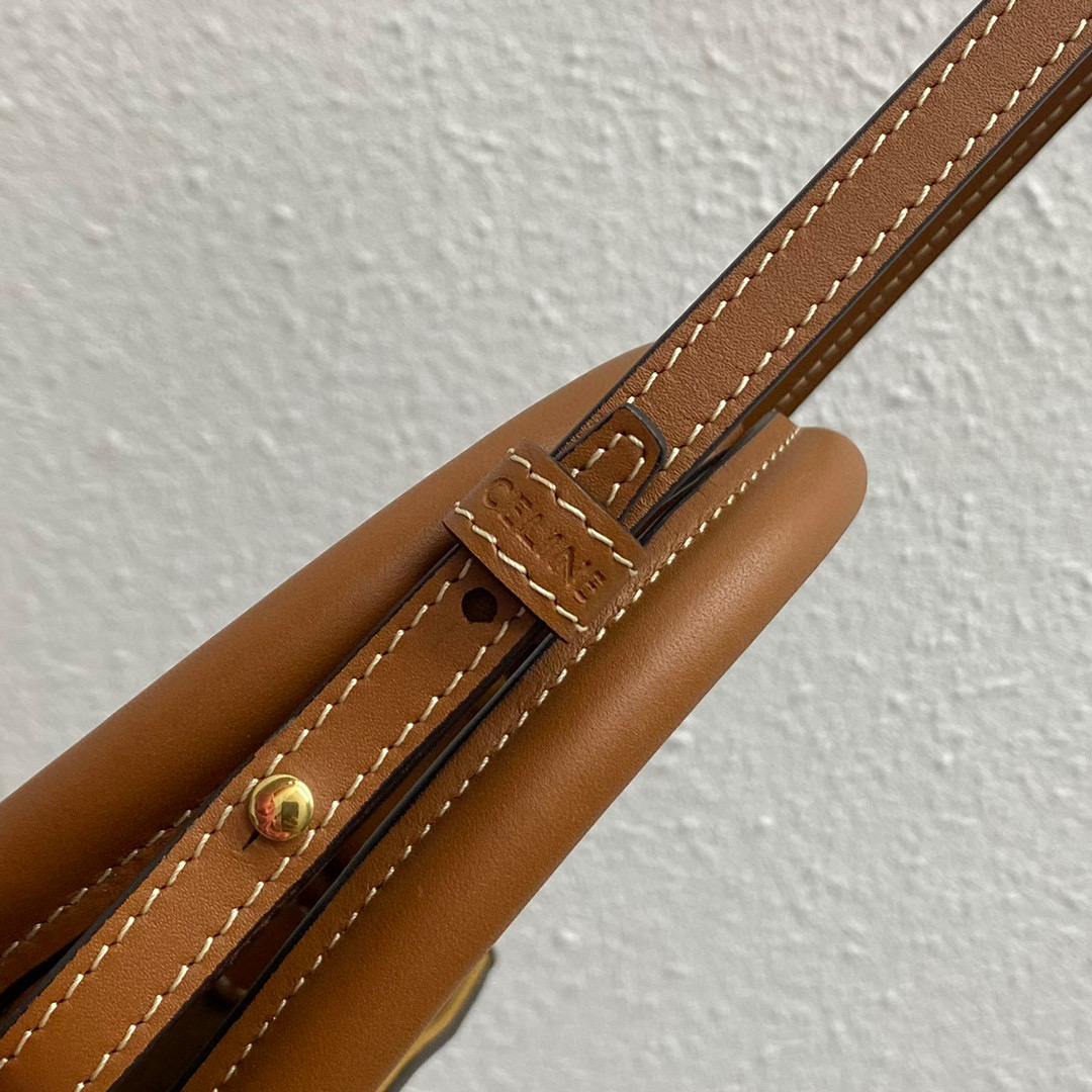 [TOP] CELINE Triomphe Tote Mini 17 x 20 x 6cm - Monogram