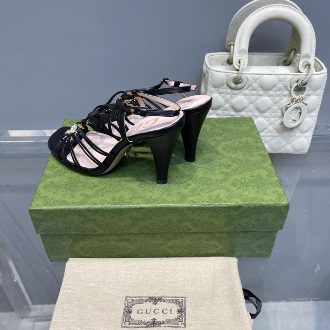 [TOP] GUCCI Lsa Diamond Sandals  - Black