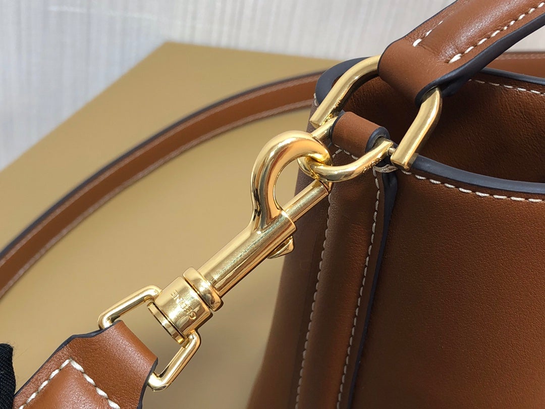 [TOP] CELINE Teen Bucket Bag - Brown