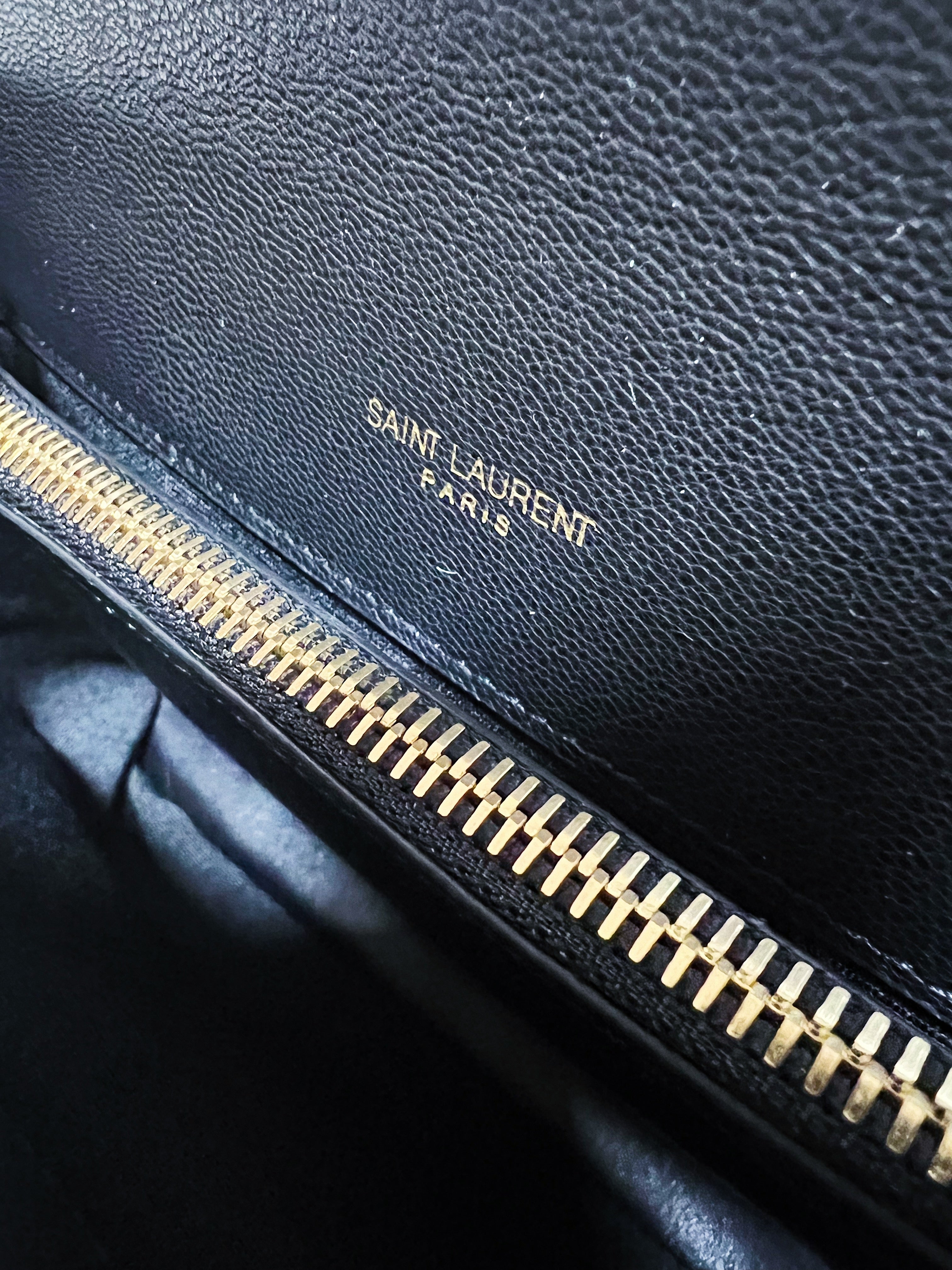 [TOP] Yves Saint Laurent YSL College Small Bag - Black w GHW