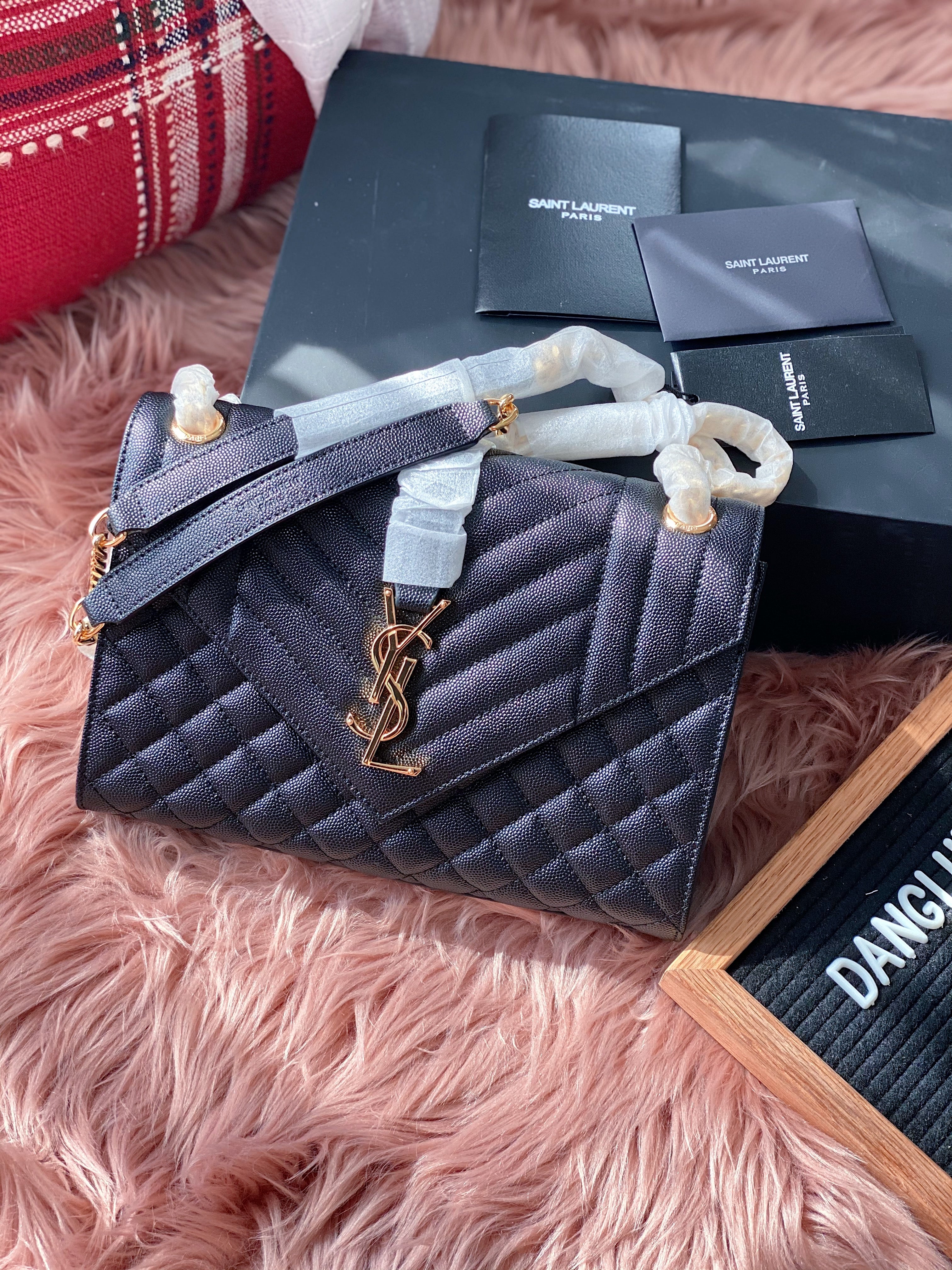 [TOP] Yves Saint Laurent YSL Y.S.L Envelope Shoulder Bag Small 21cm- Black & Gold Hardware