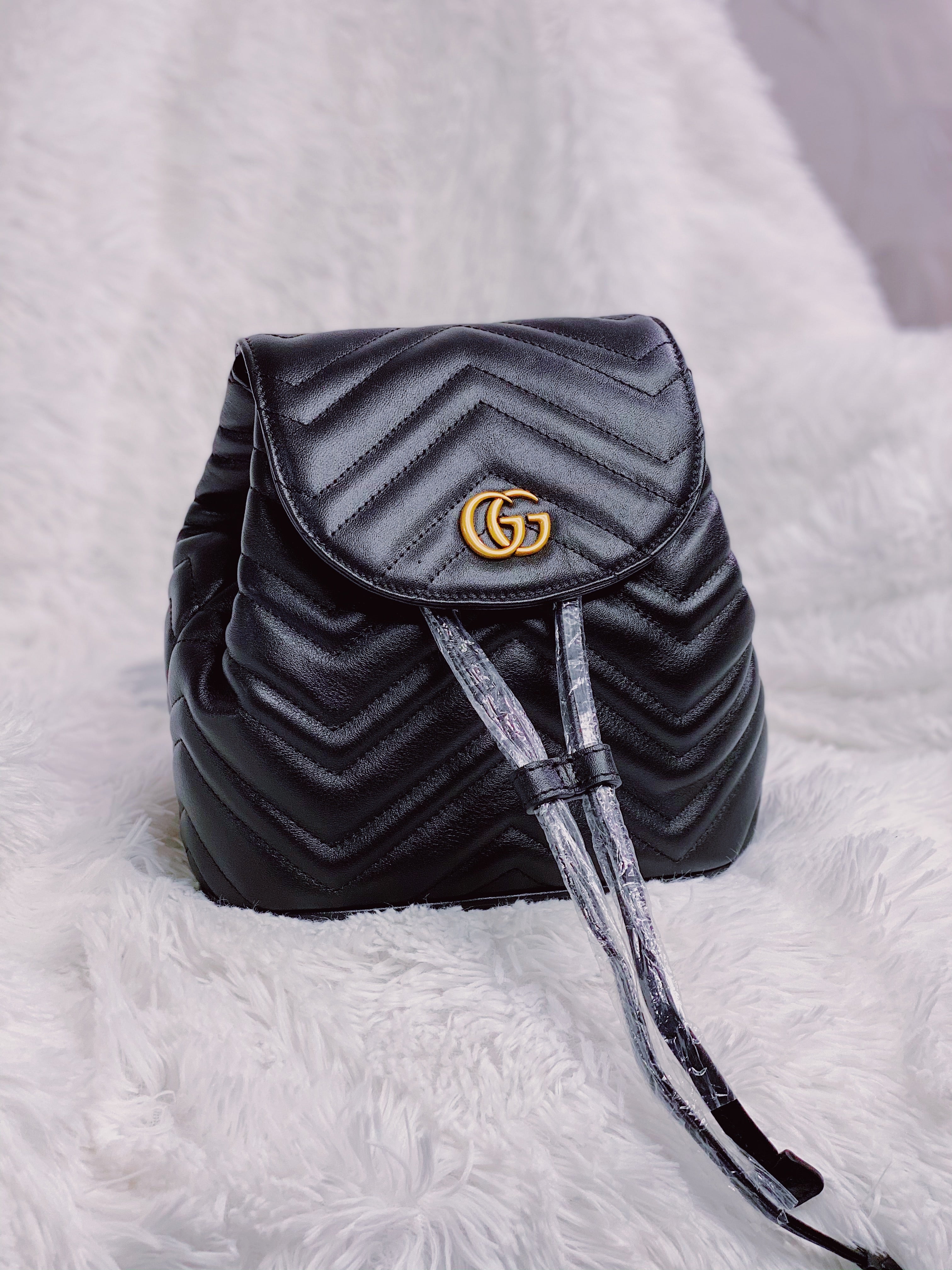 [TOP] GUCCI GG Marmont Backpack with Tags Matelassé - BLACK