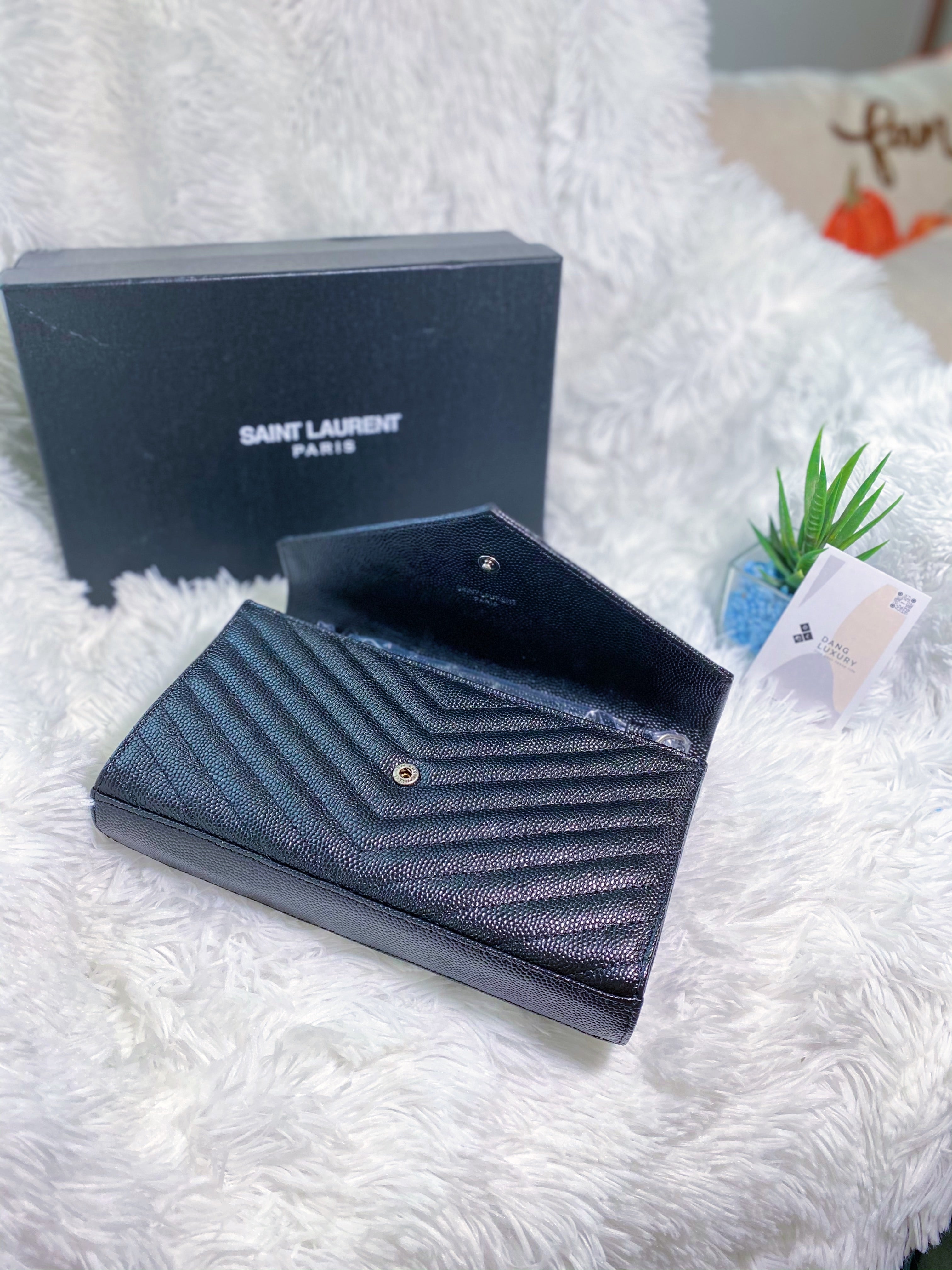 [TOP] Yves Saint Laurent YSL Monogram WOC Grain Leather - BLACK