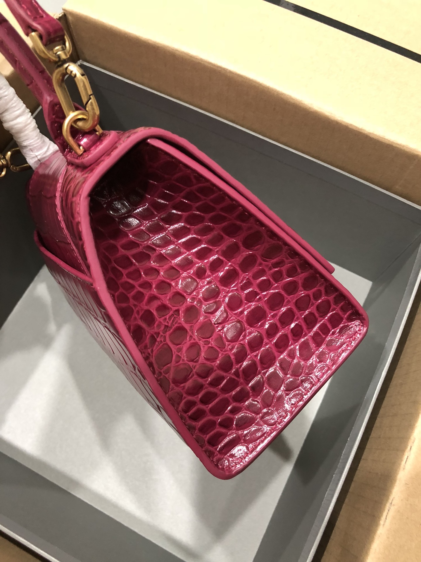 [TOP] BALENCIAGA Crocodile-Print Hourglass Bag 19/23cm - Red