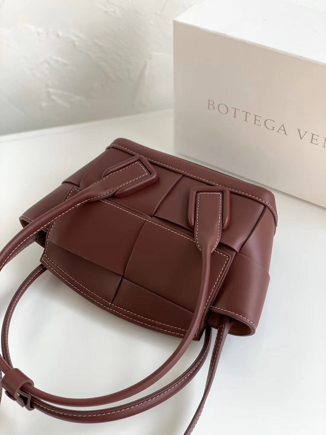 [TOP] Bottega Veneta BV Mini Arco 29 Leather Bag - Grape