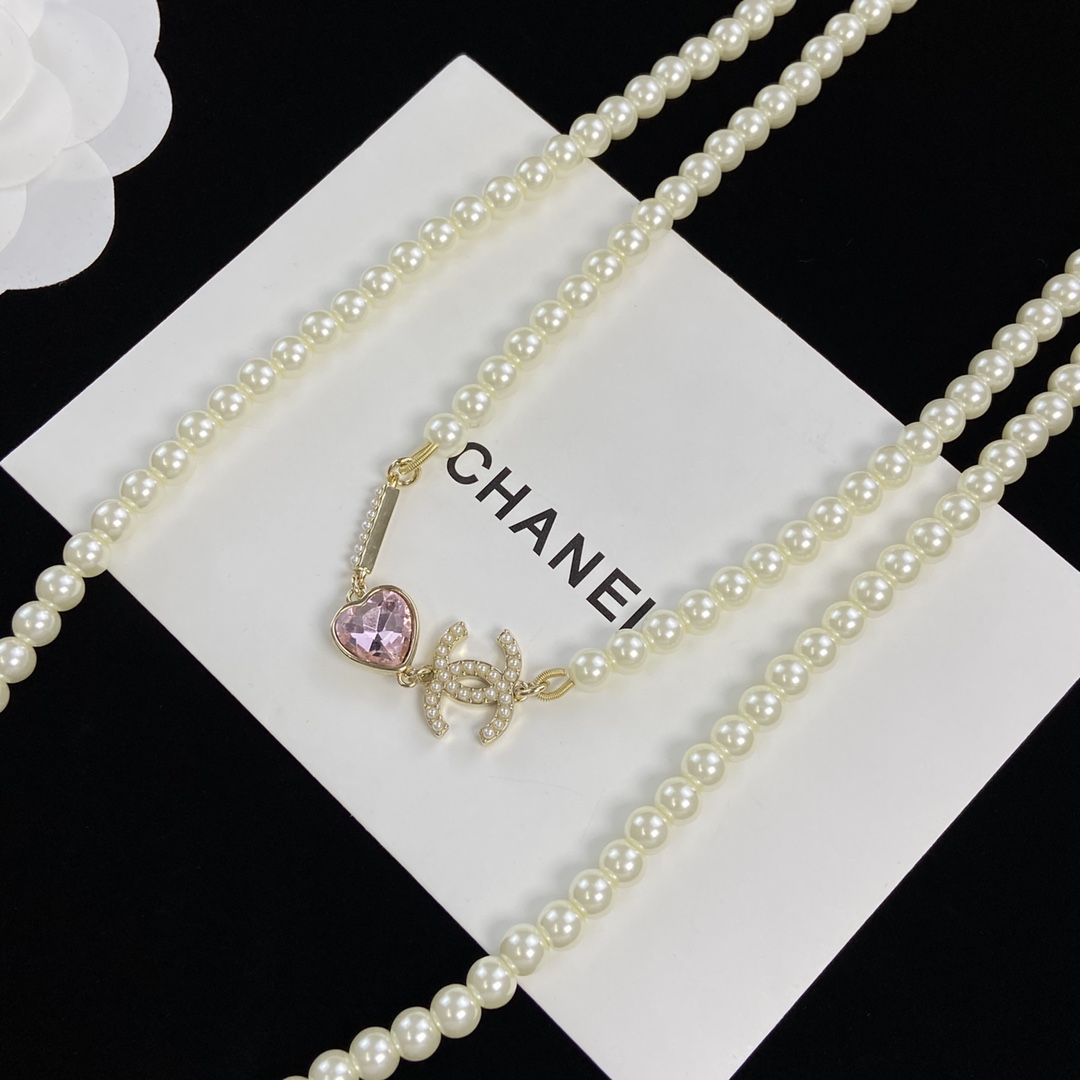 [TOP] CHANEL Long Pearl Necklace