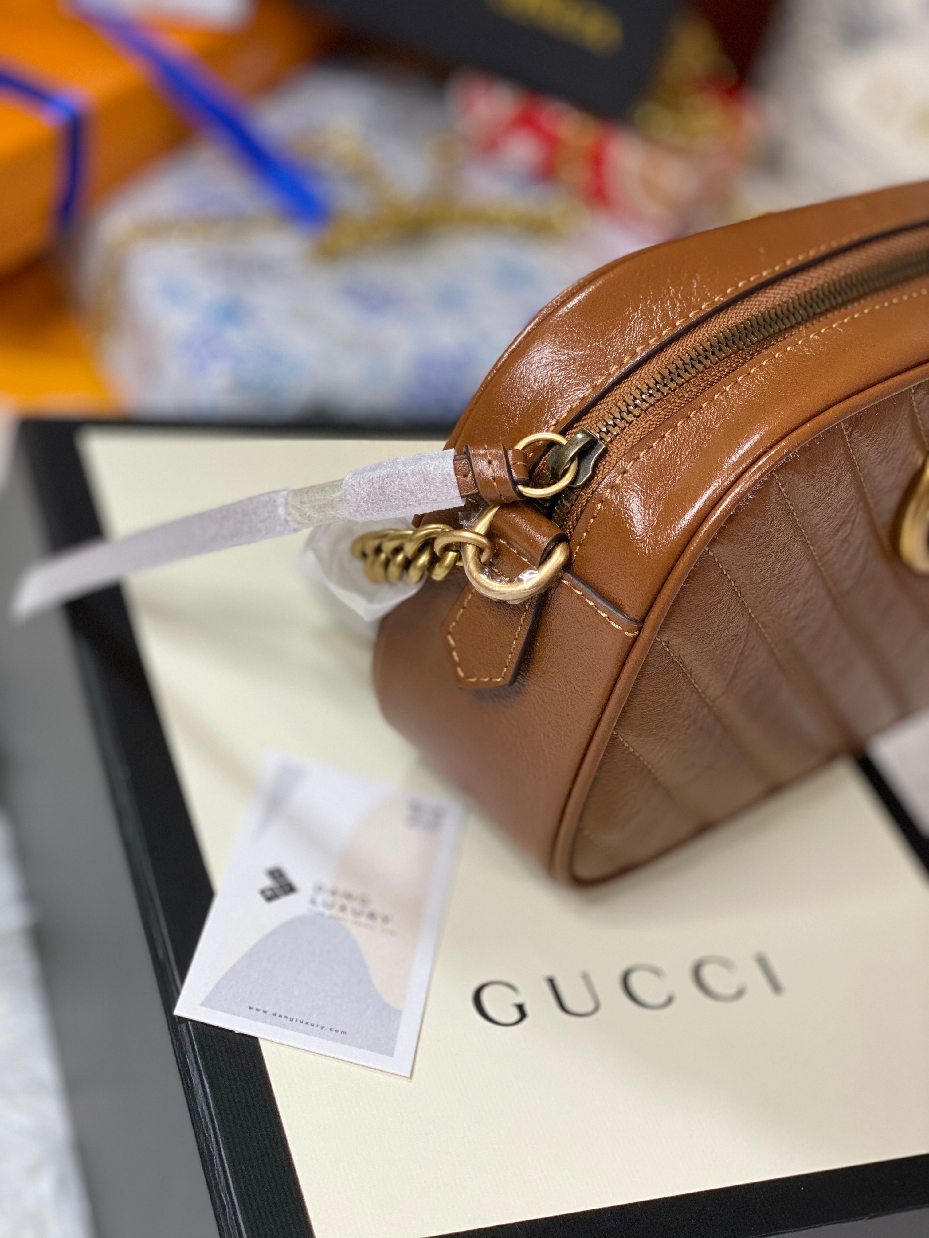 [TOP] GUCCI GG Marmont Bag Matelassé Small 26*15*7 - Camel