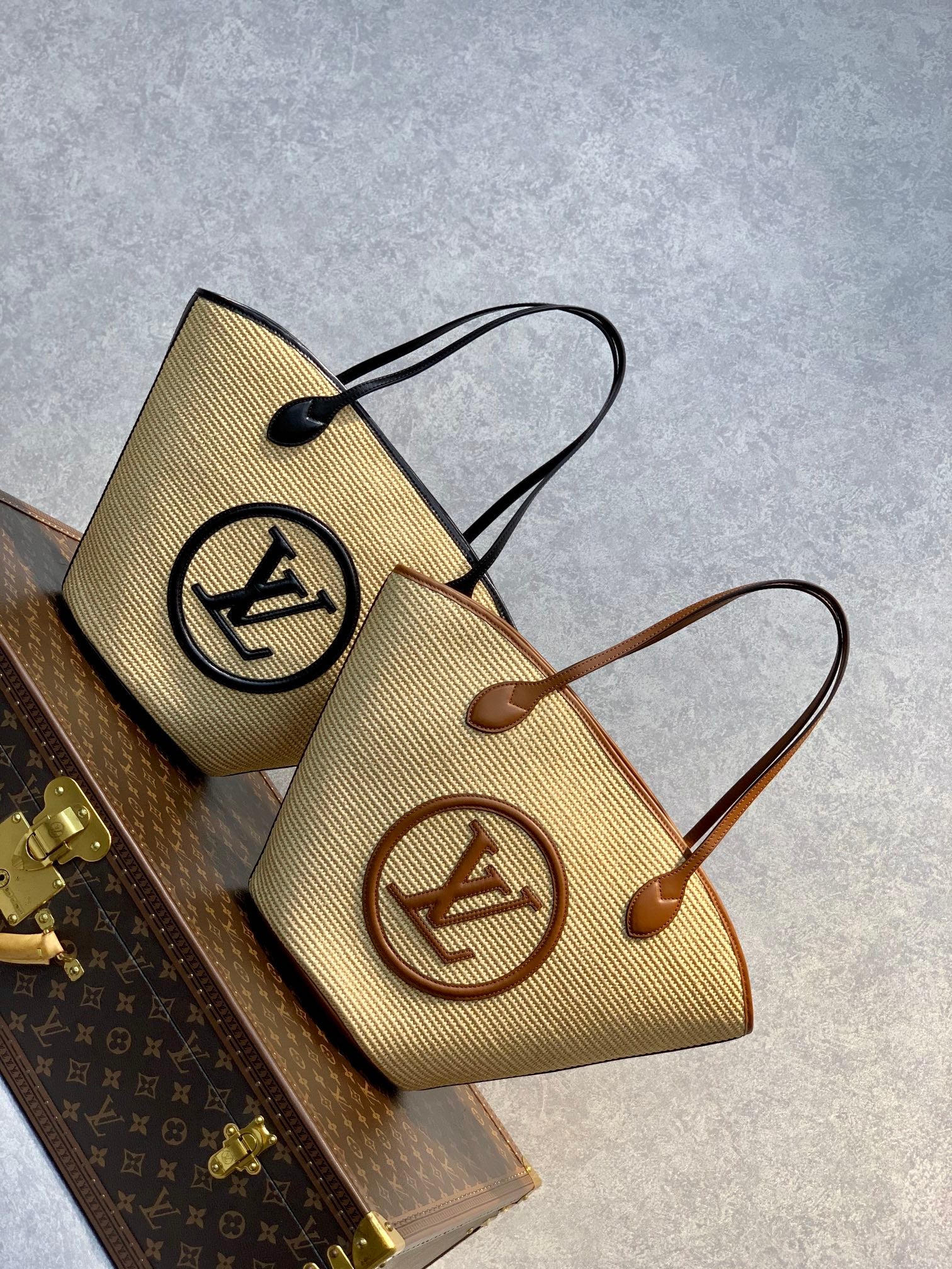 [TOP] Louis Vuitton LV L*V Saint Jacques Synthetic Knitted Bag 22.4 x 13.4 x 7.1cm- 2 Colors